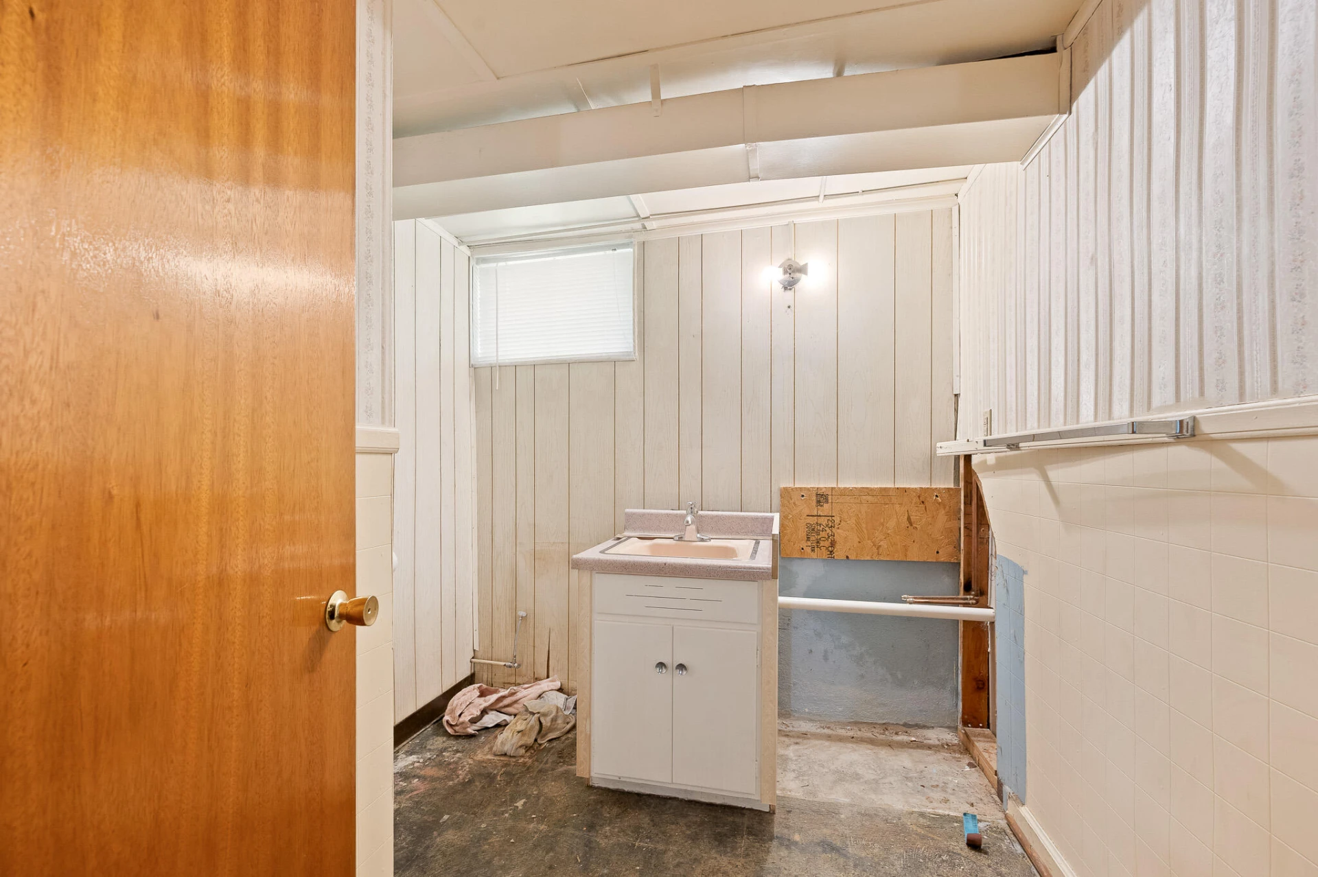 1533 Oakwood ST - Photo 40
