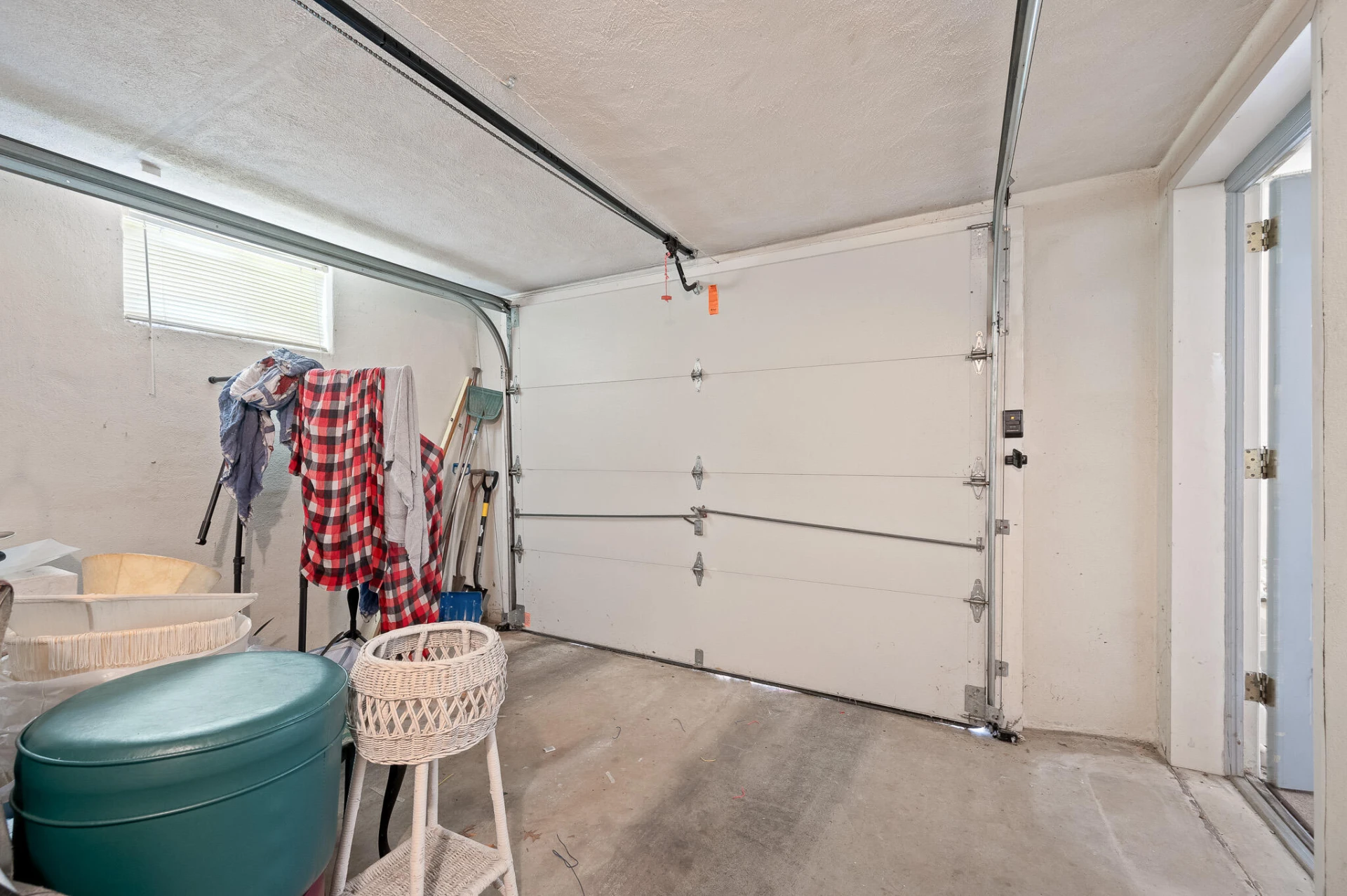 1533 Oakwood ST - Photo 42