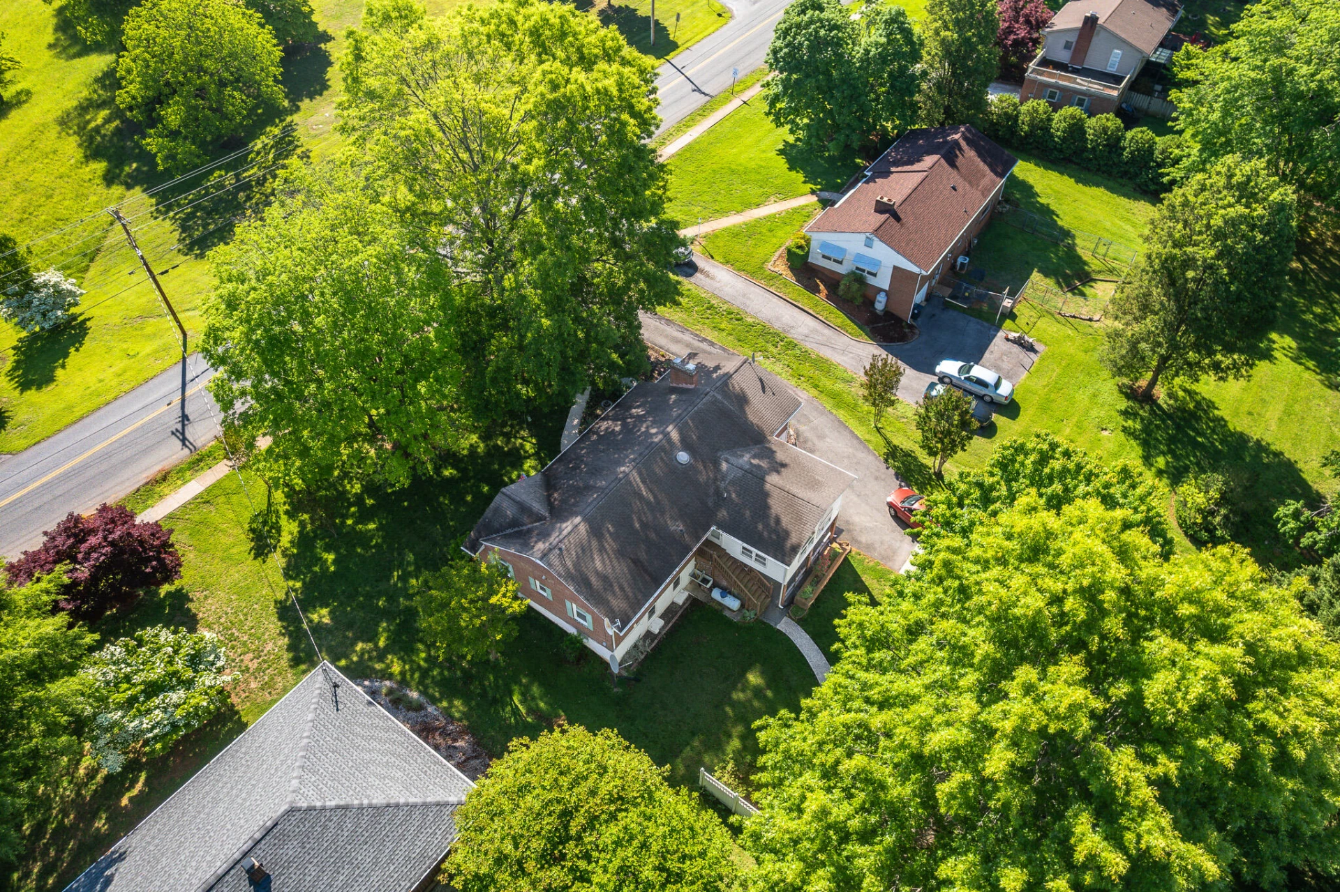 1533 Oakwood ST - Photo 51