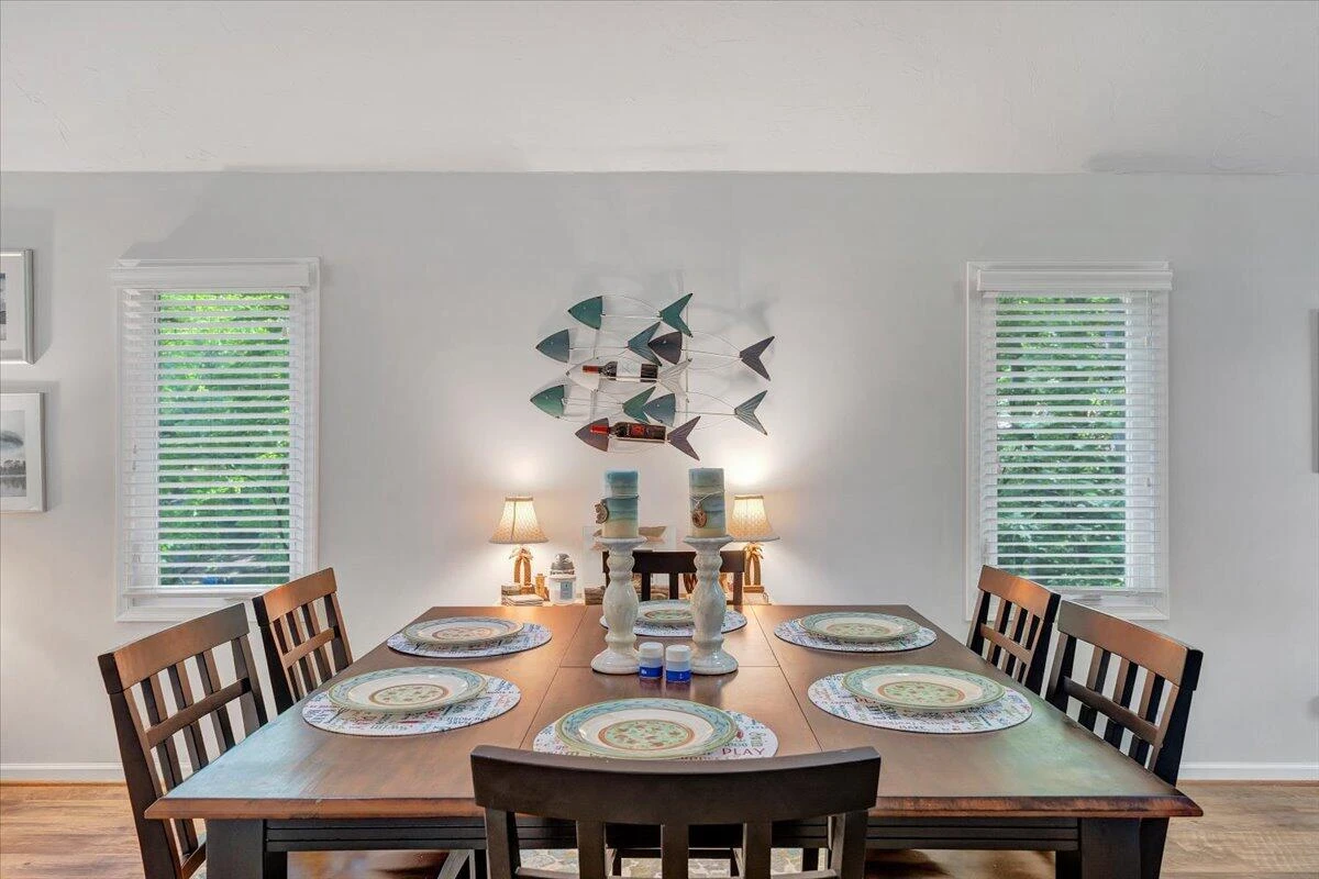 1101 ANGELA CT - Photo 10