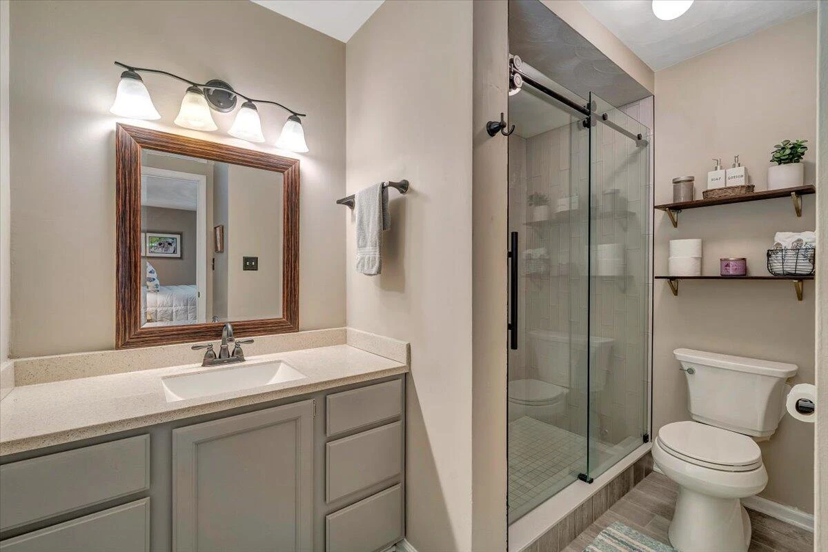 1101 ANGELA CT - Photo 23