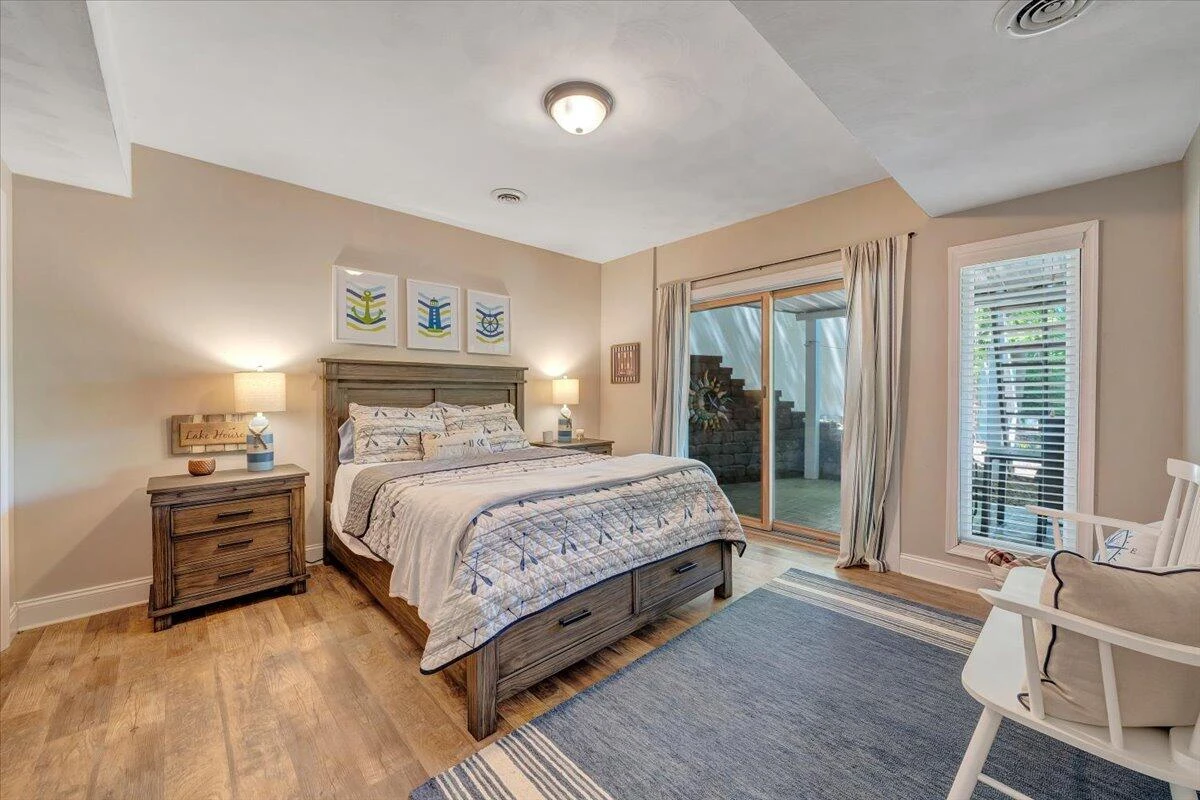 1101 ANGELA CT - Photo 37