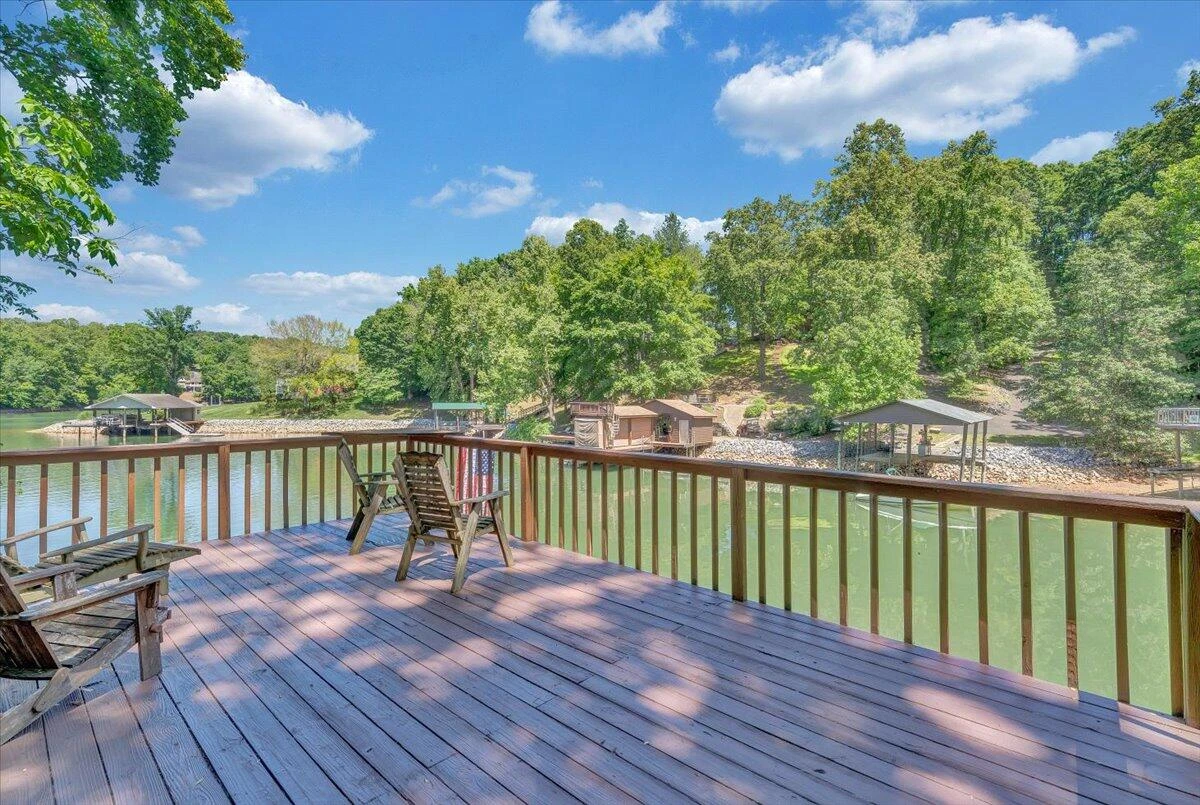 1101 ANGELA CT - Photo 46
