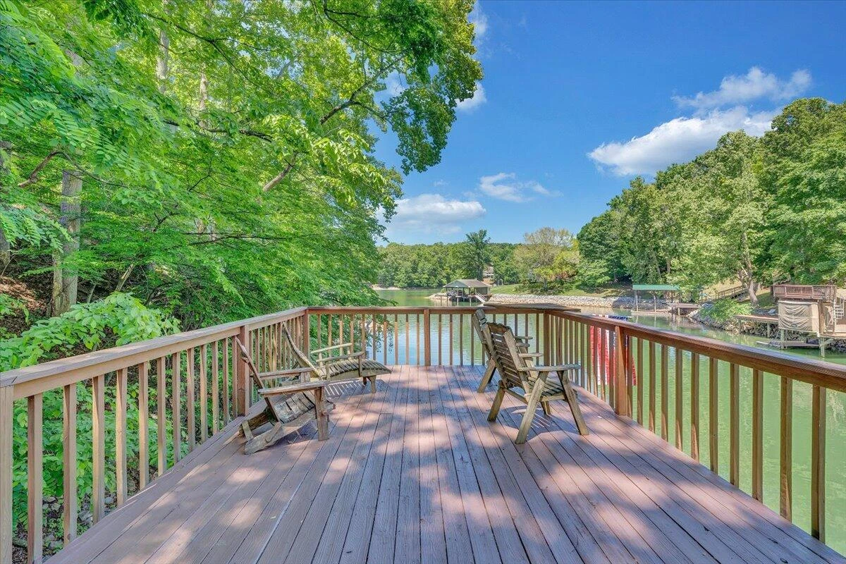 1101 ANGELA CT - Photo 47