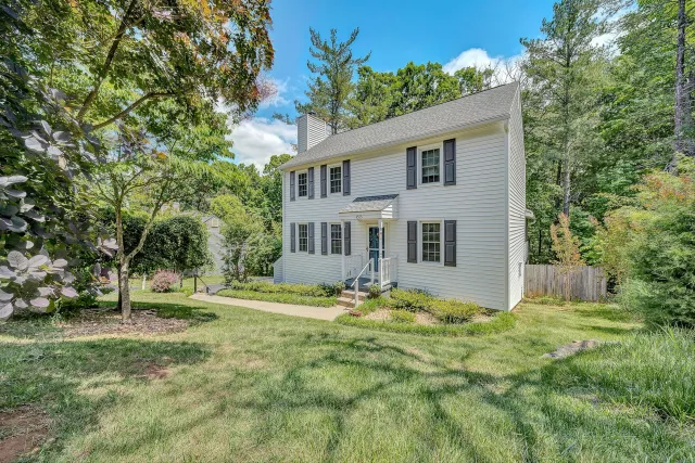 4555 Summerset DR