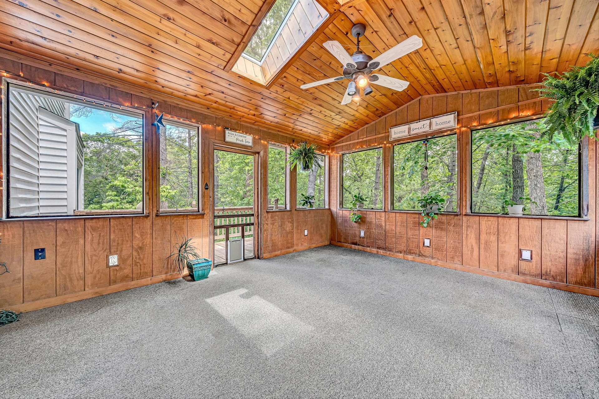 4555 Summerset DR - Photo 16