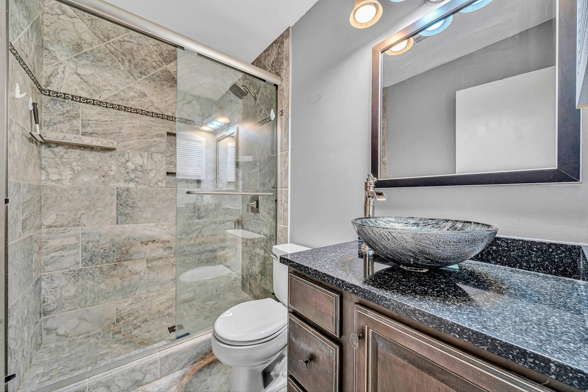4555 Summerset DR - Photo 22