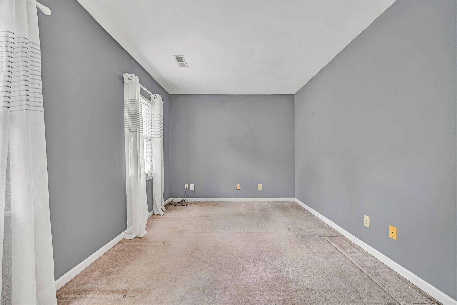 4555 Summerset DR - Photo 26