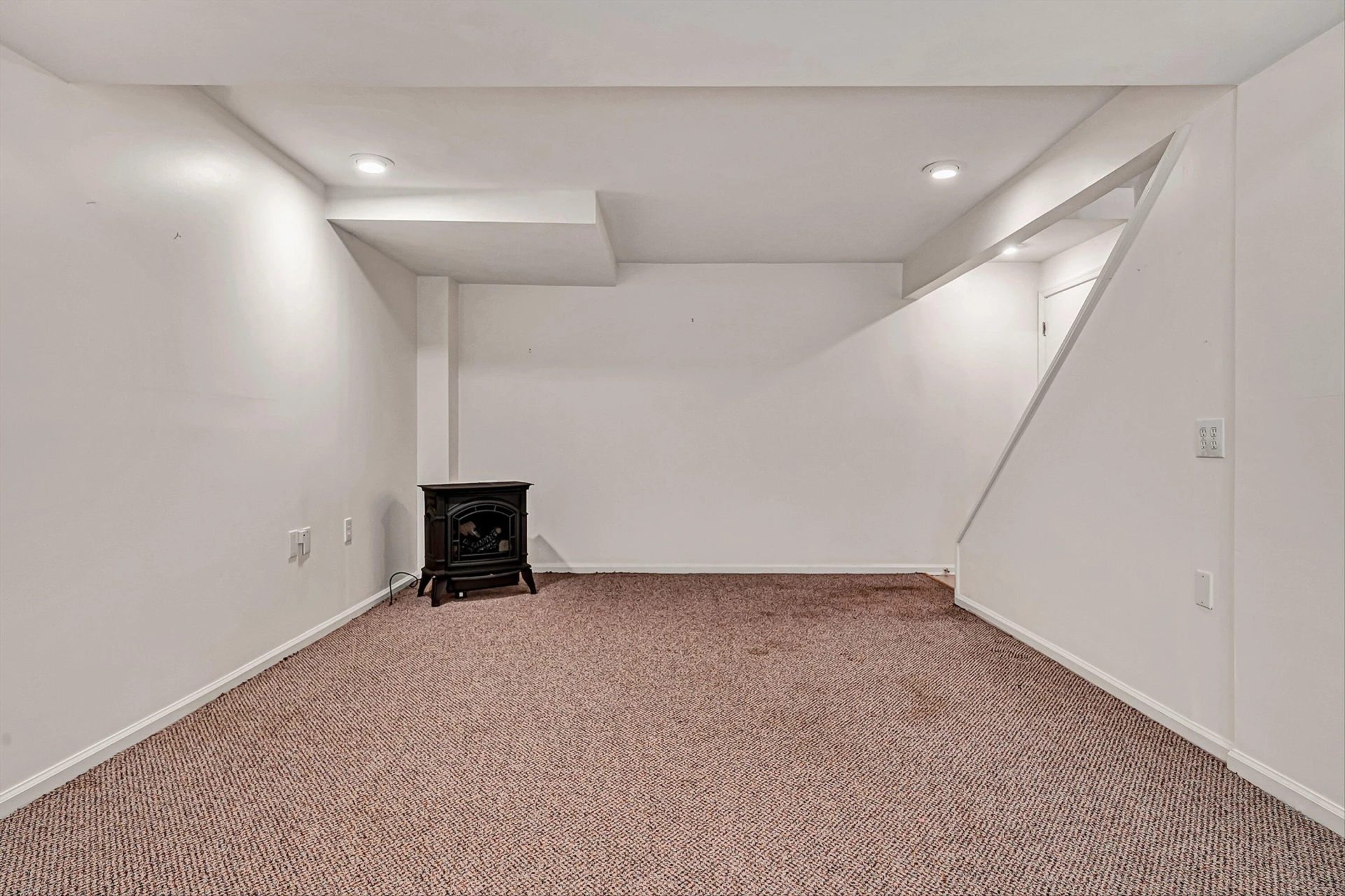4555 Summerset DR - Photo 29
