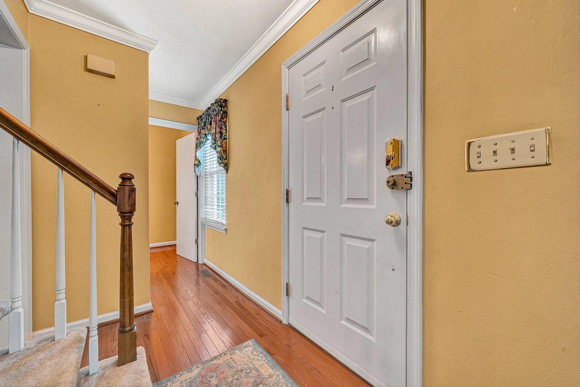 4555 Summerset DR - Photo 4