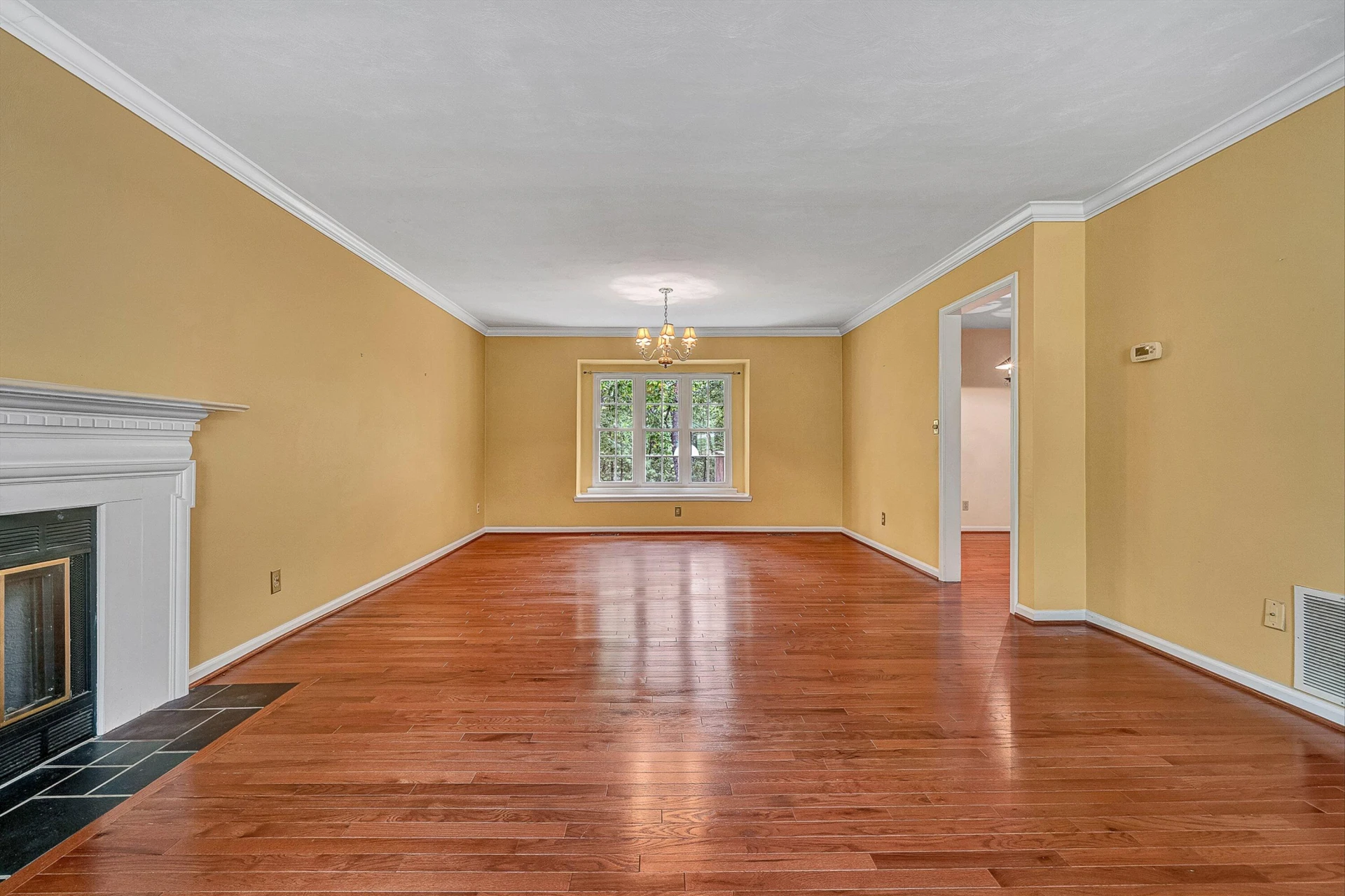 4555 Summerset DR - Photo 5