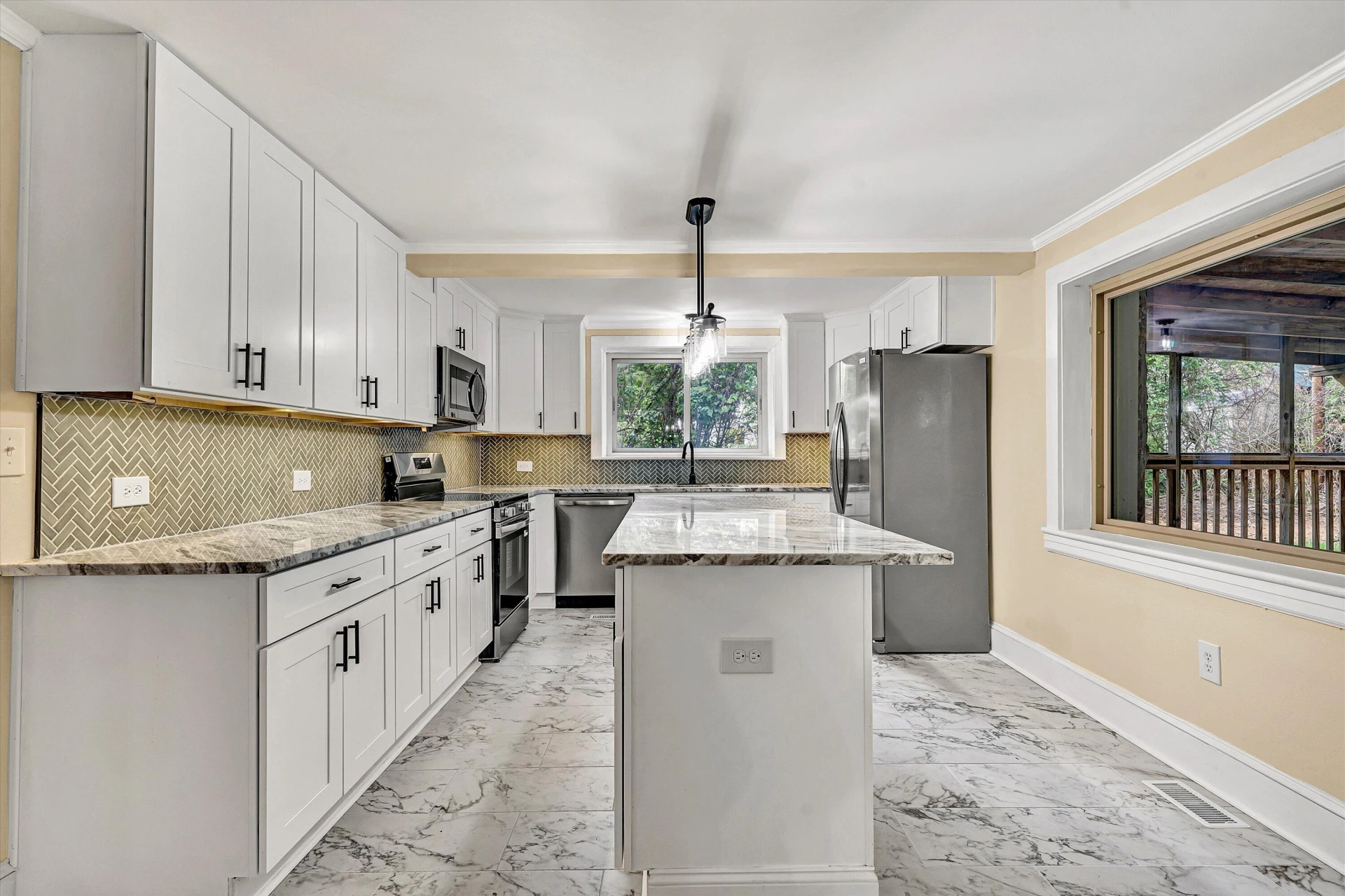 4714 Tobey RD - Photo 9
