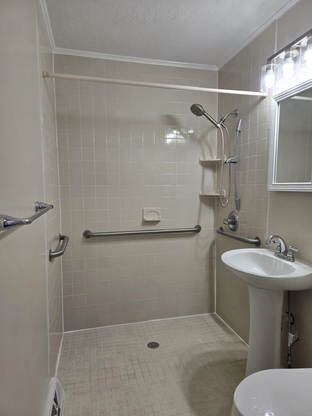 1816 Langdon RD SW - Photo 7