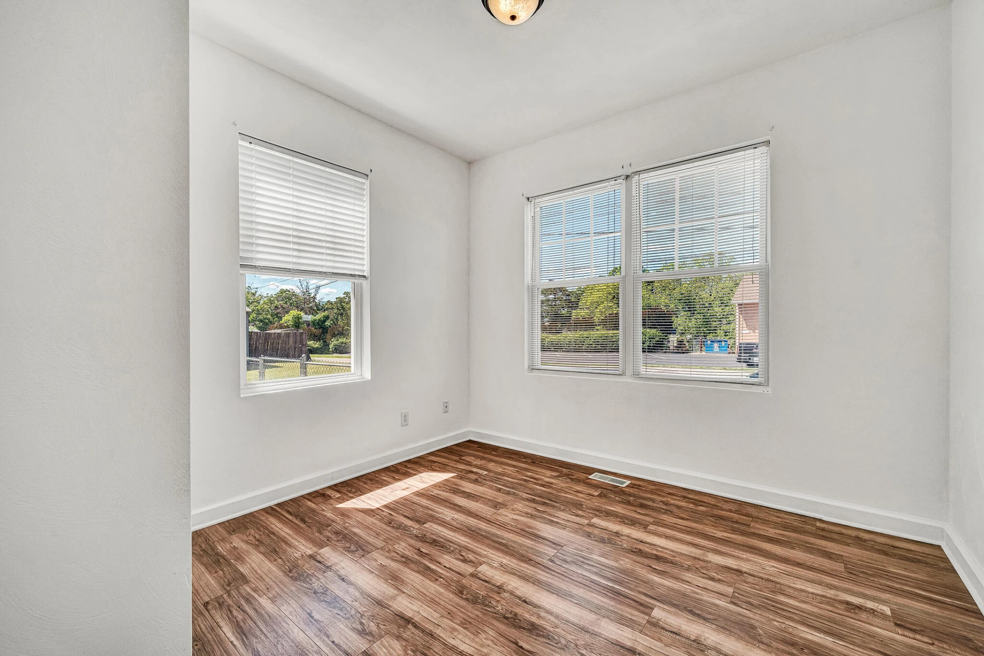 5122 Willis ST NW - Photo 14