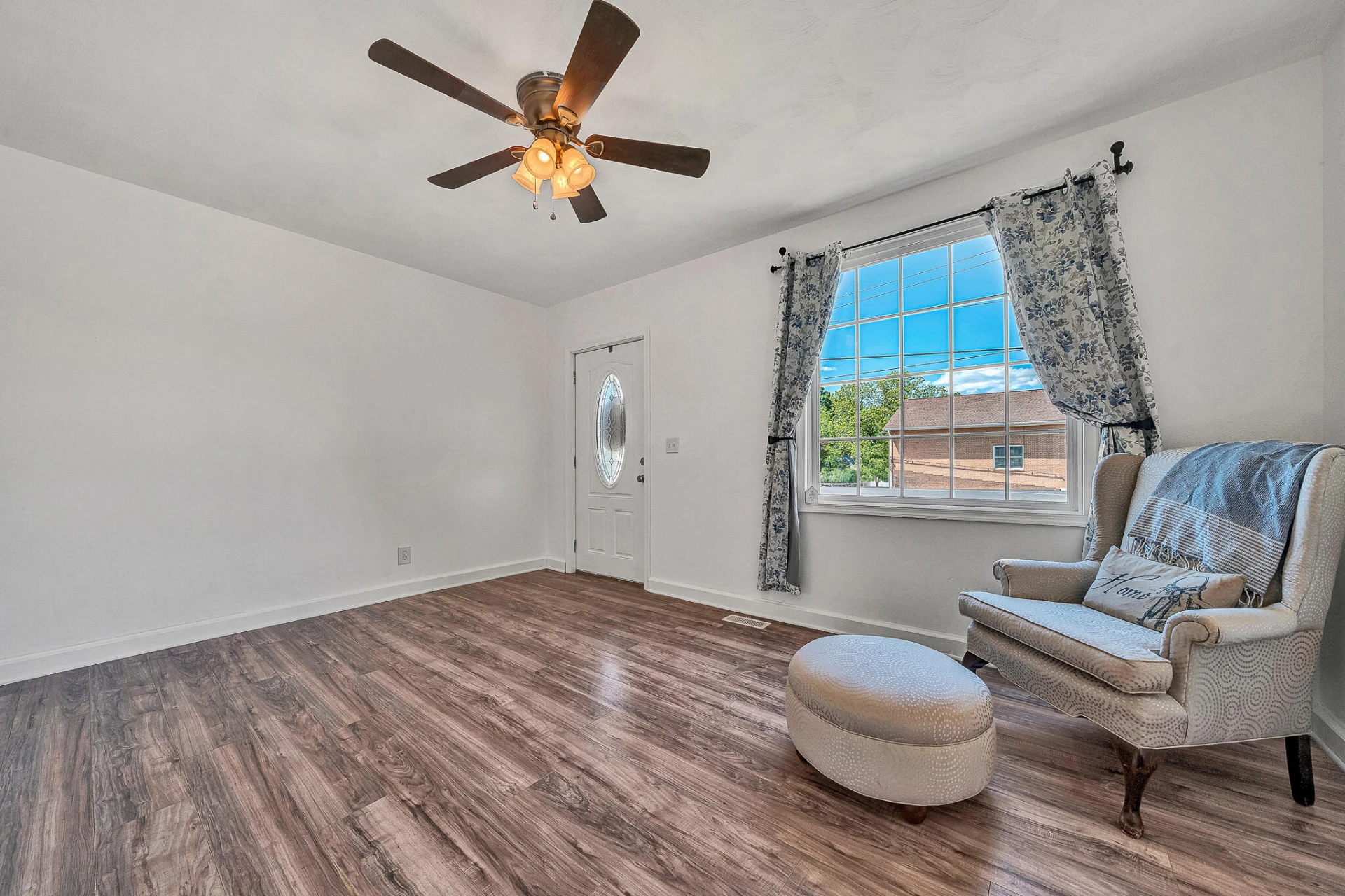 5122 Willis ST NW - Photo 6