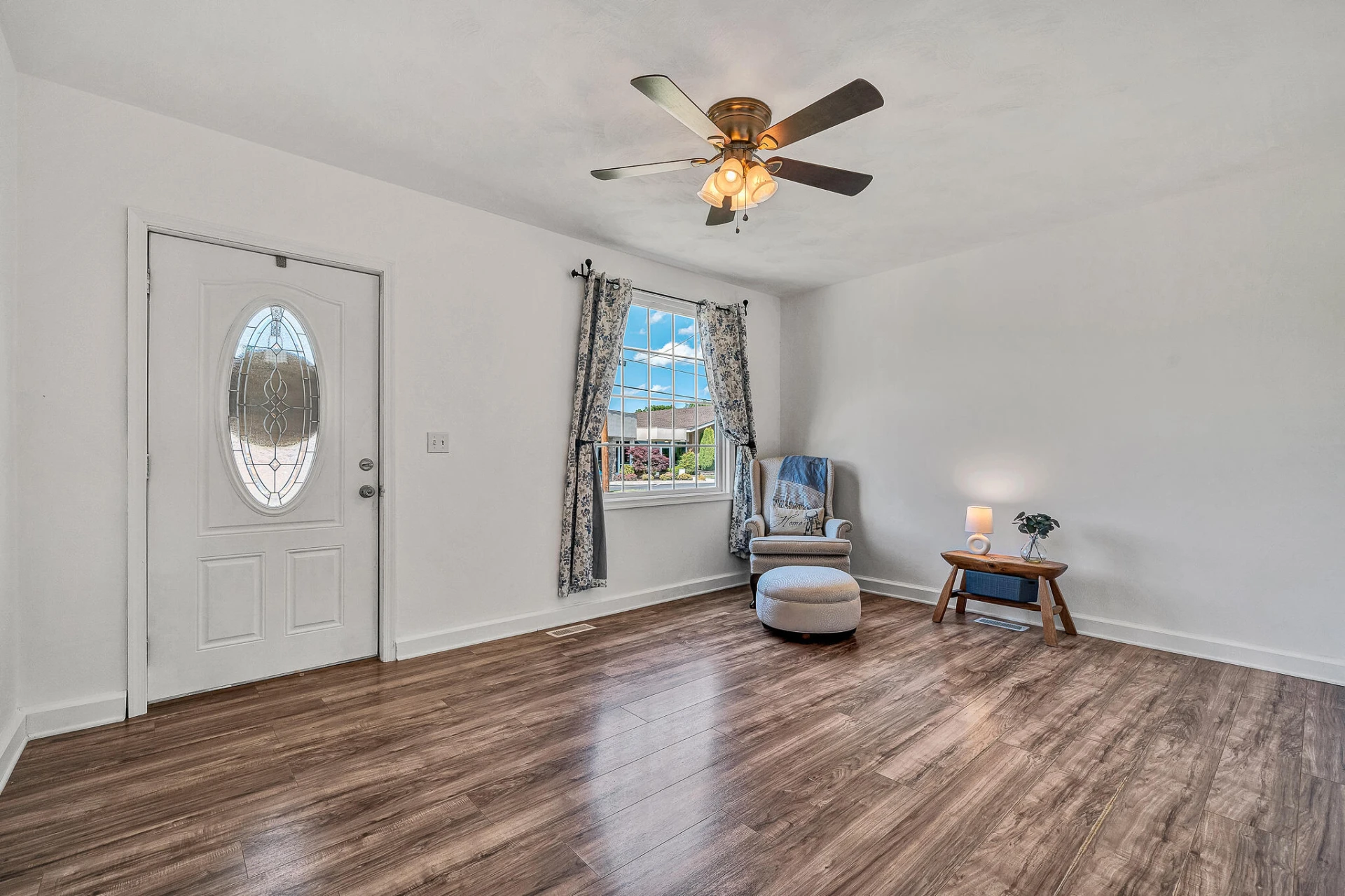 5122 Willis ST NW - Photo 7