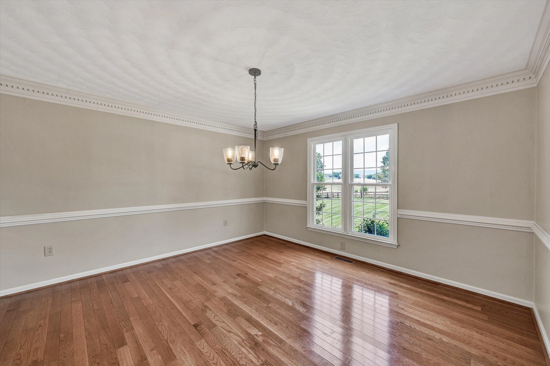 341 Sommersby LN - Photo 11