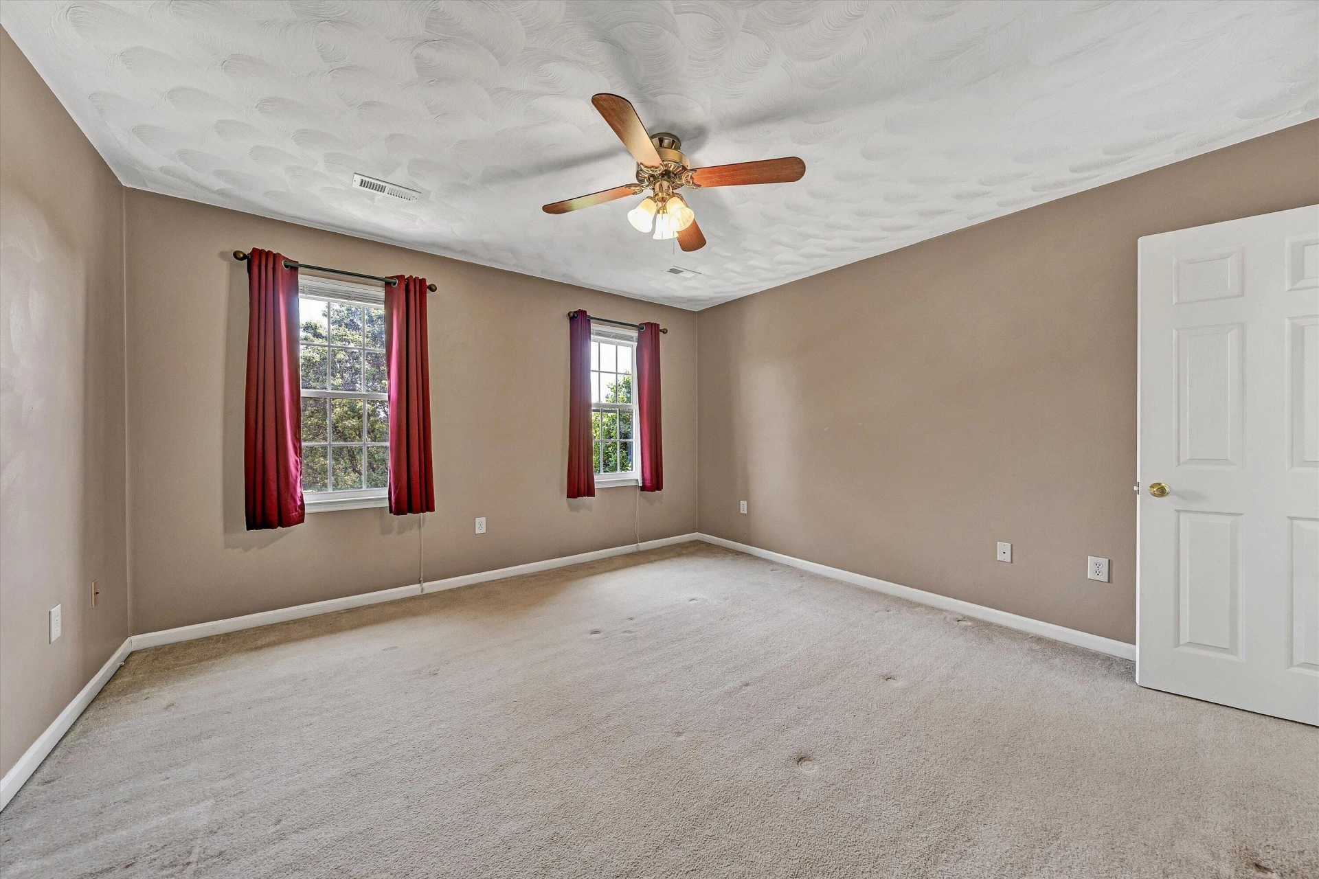 341 Sommersby LN - Photo 31