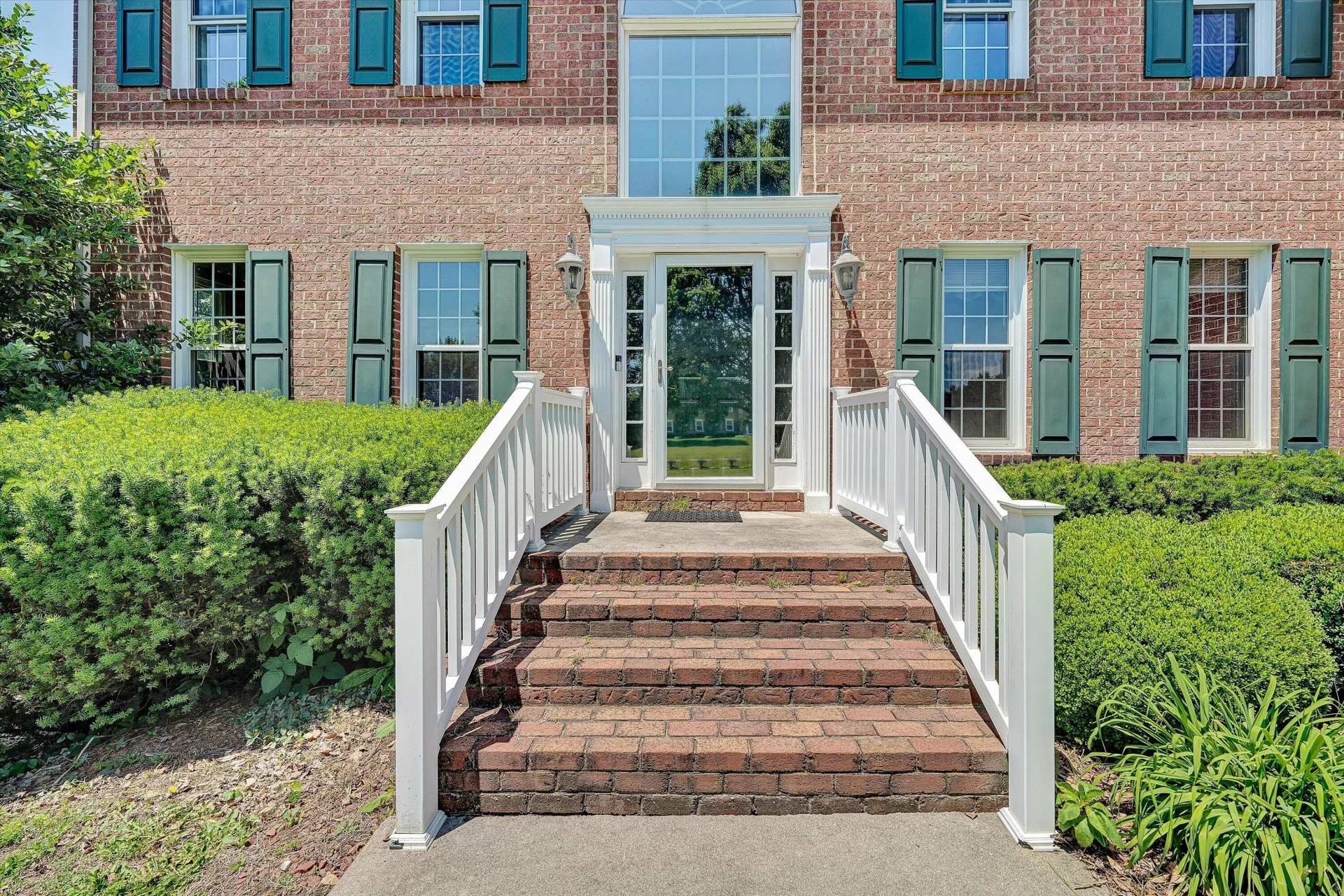341 Sommersby LN - Photo 4