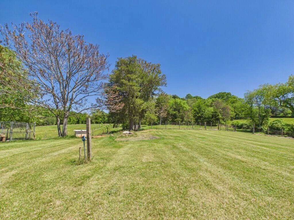 404 Baker Island RD - Photo 16