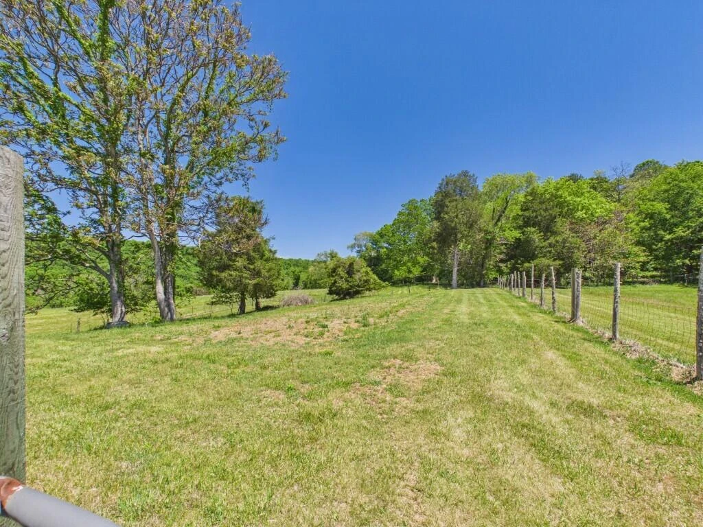 404 Baker Island RD - Photo 19