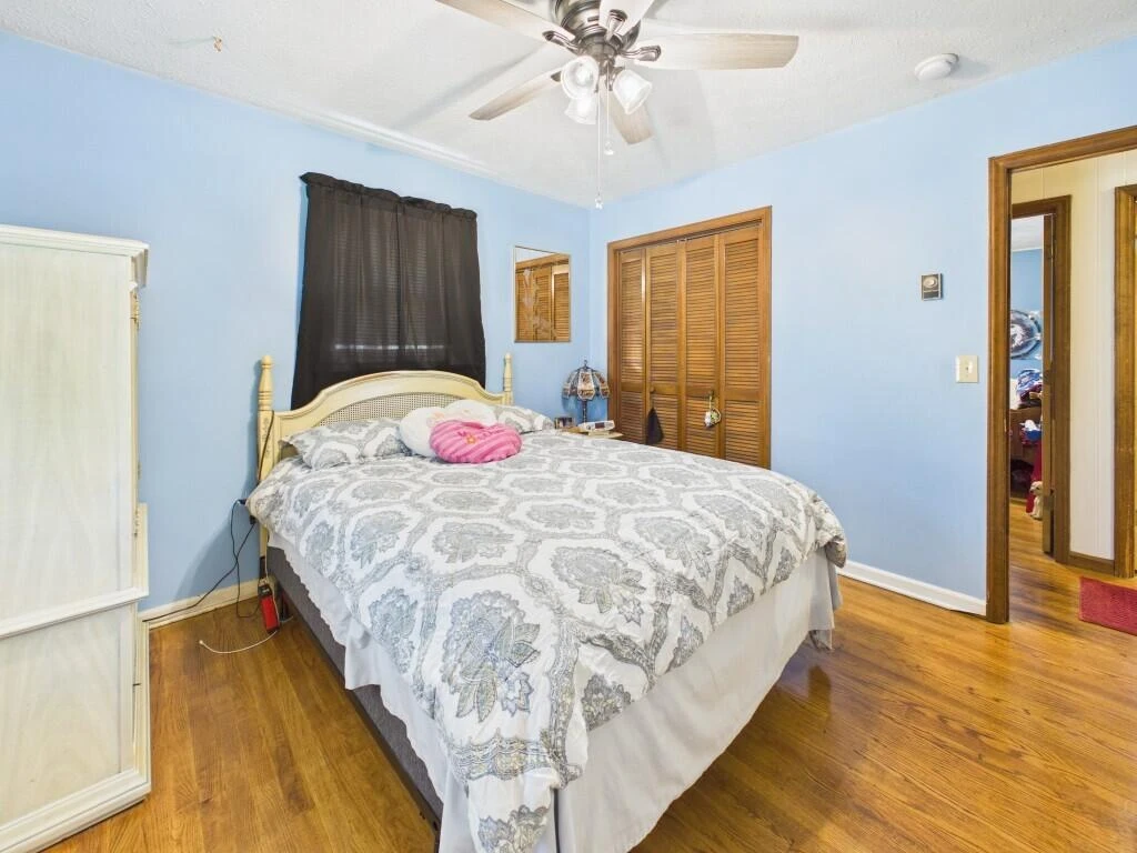 404 Baker Island RD - Photo 41