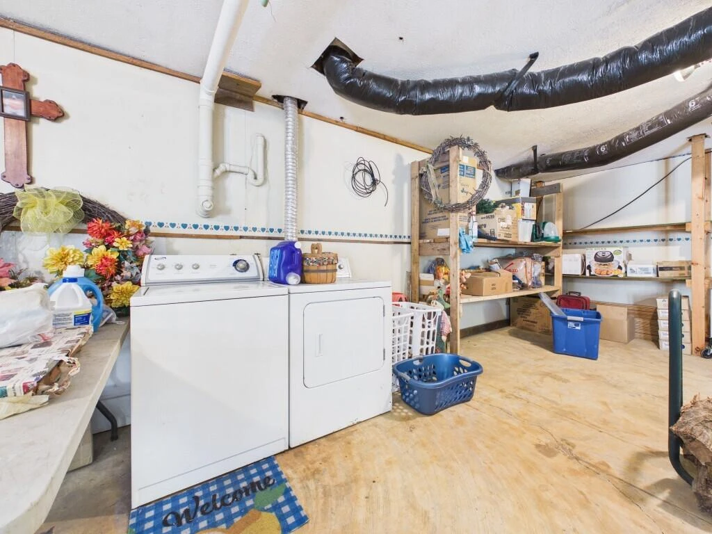 404 Baker Island RD - Photo 51
