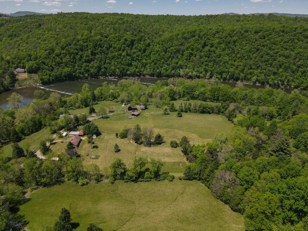 404 Baker Island RD - Photo 58