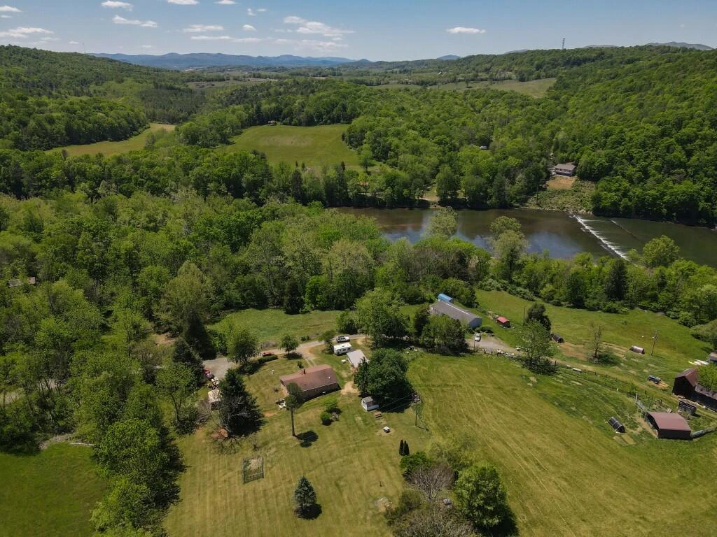 404 Baker Island RD - Photo 66