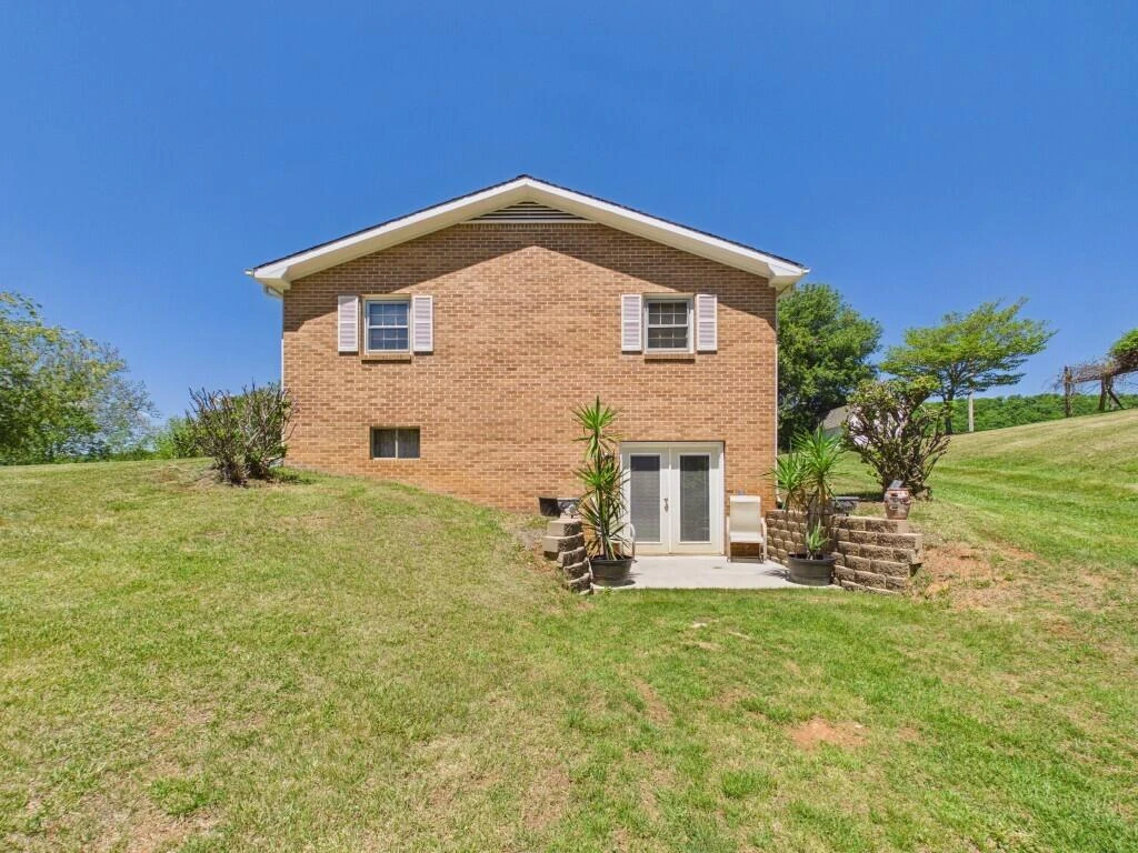 404 Baker Island RD - Photo 9