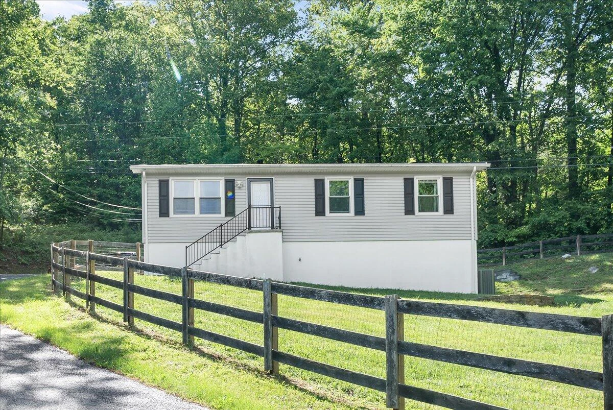 10660 Catawba RD