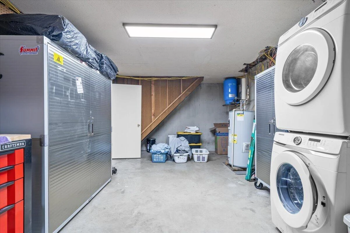 10660 Catawba RD - Photo 34