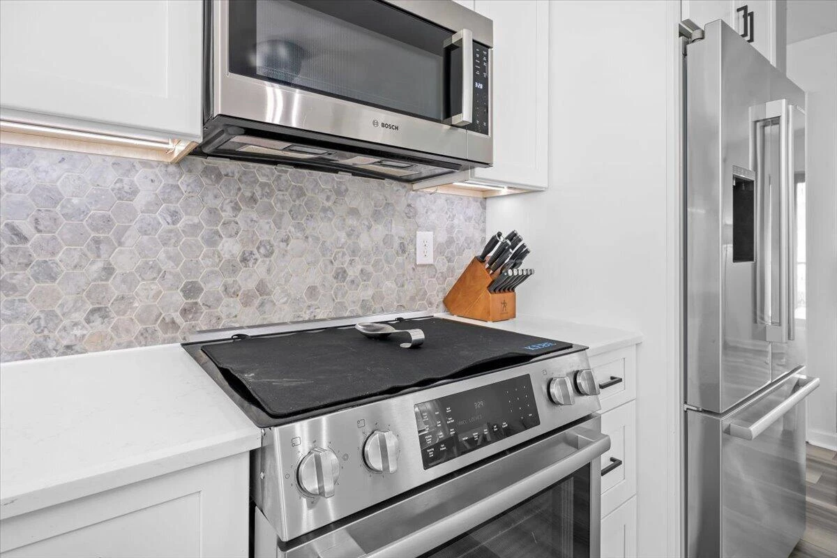 10660 Catawba RD - Photo 7