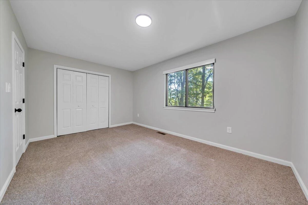 2952 Tree Swallow RD - Photo 25