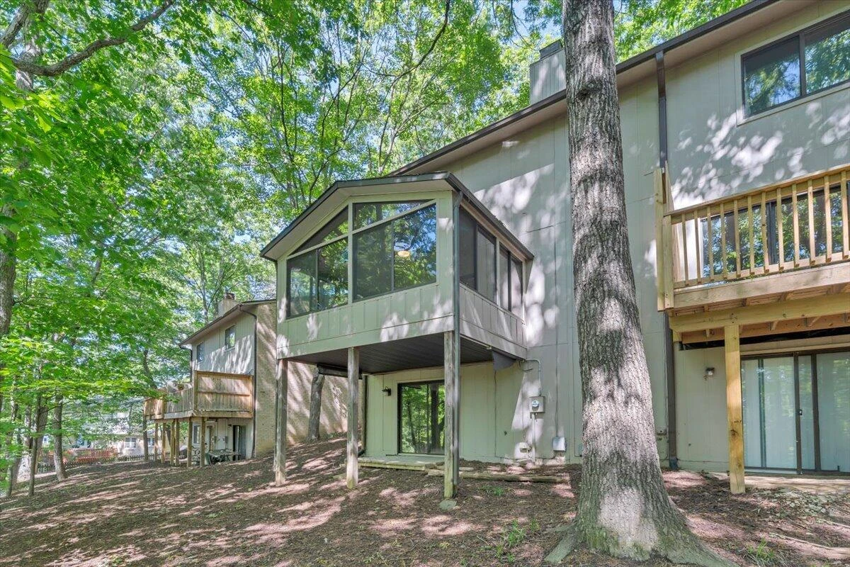 2952 Tree Swallow RD - Photo 36