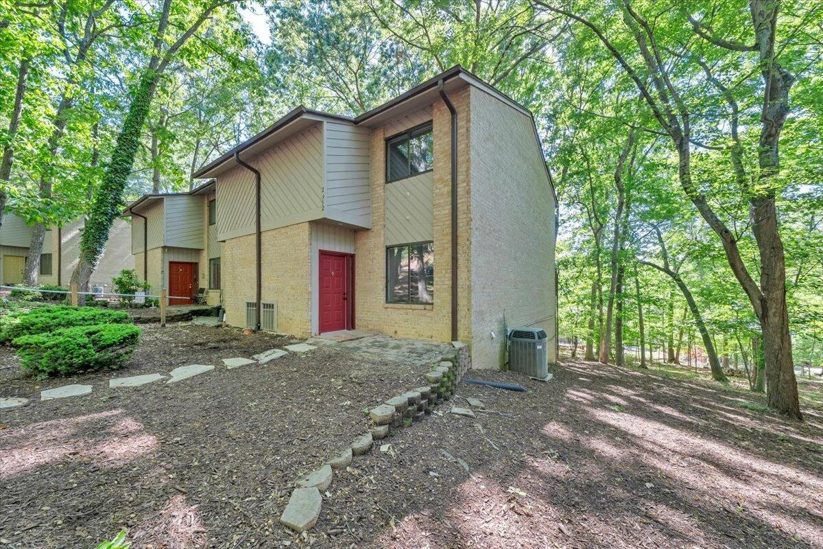 2952 Tree Swallow RD - Photo 38