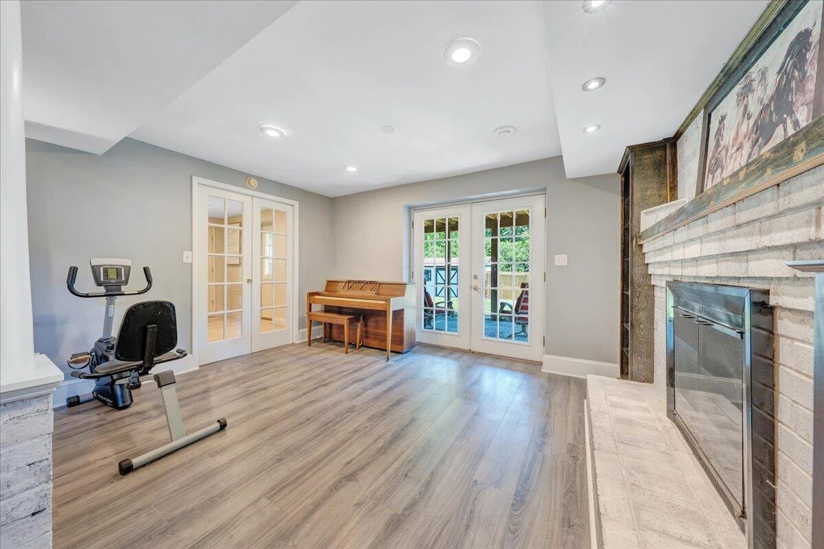 90 Berkshire CIR - Photo 23