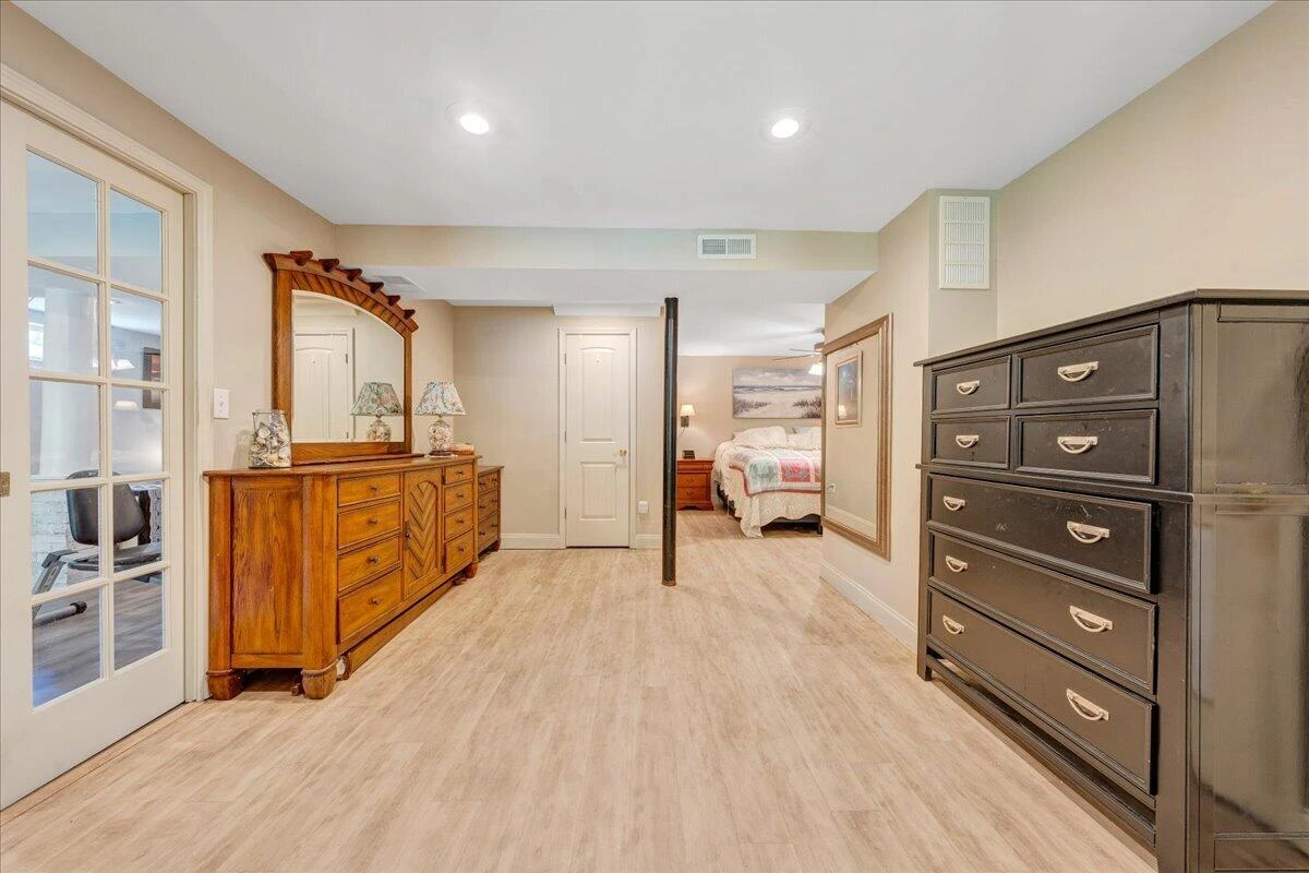90 Berkshire CIR - Photo 25