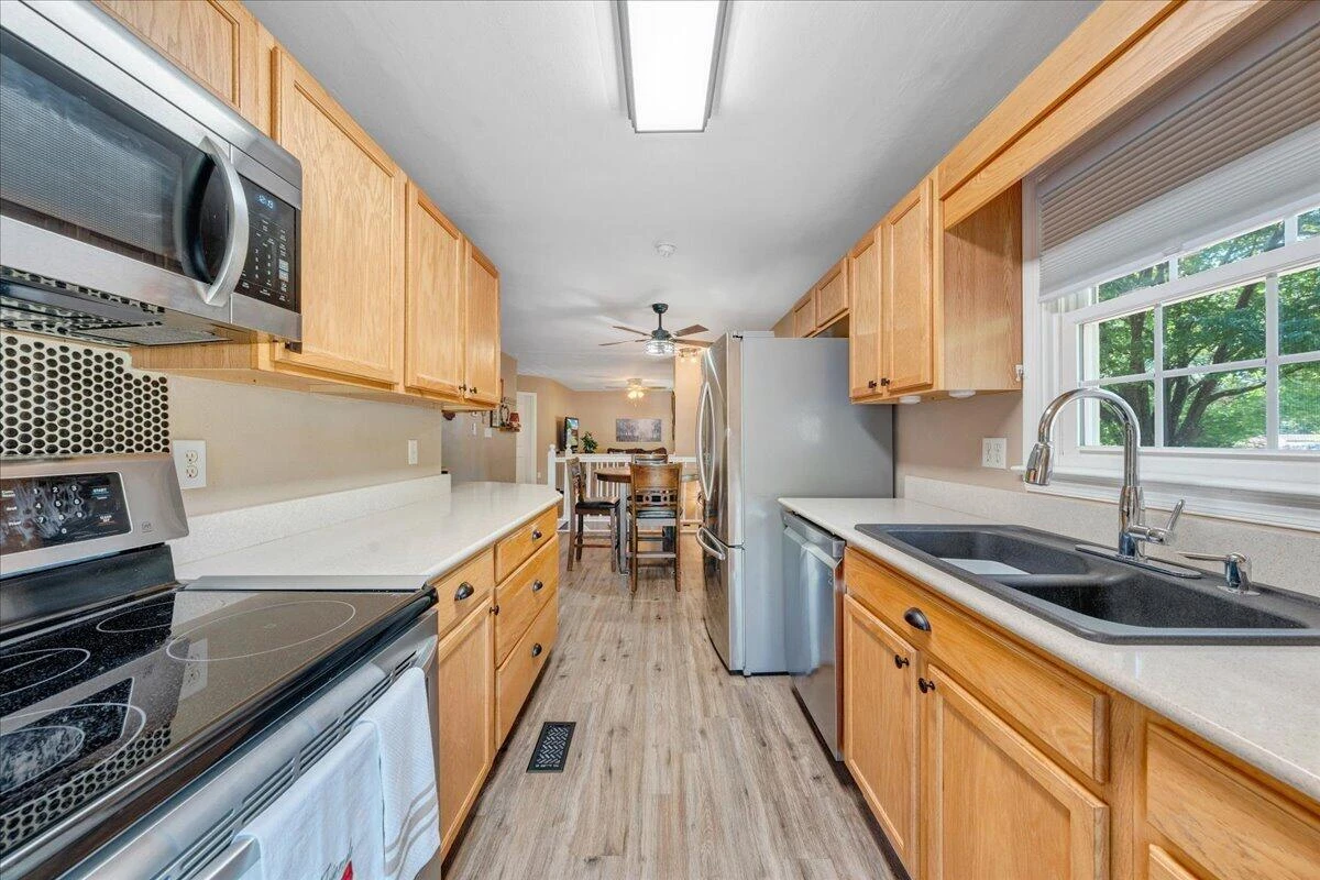 90 Berkshire CIR - Photo 7