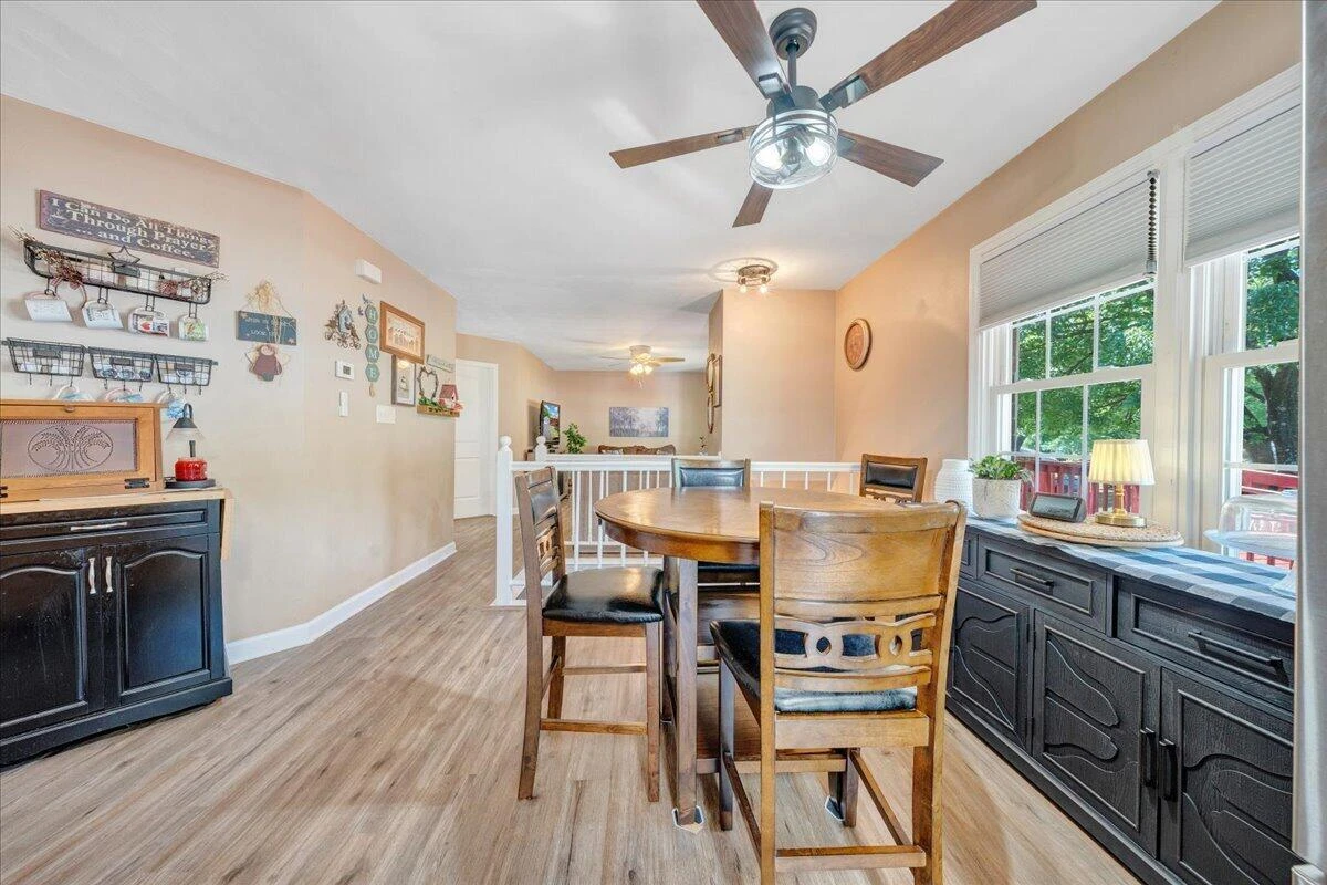 90 Berkshire CIR - Photo 8