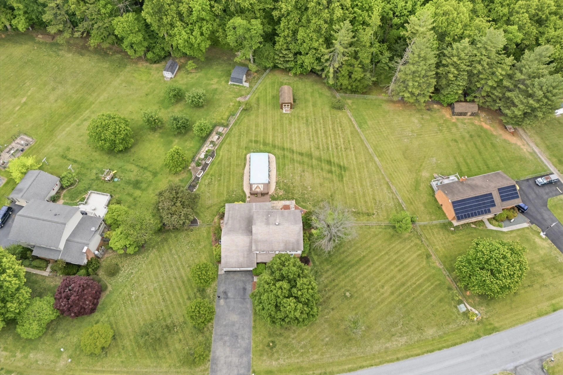 1182 Knollwood DR - Photo 38