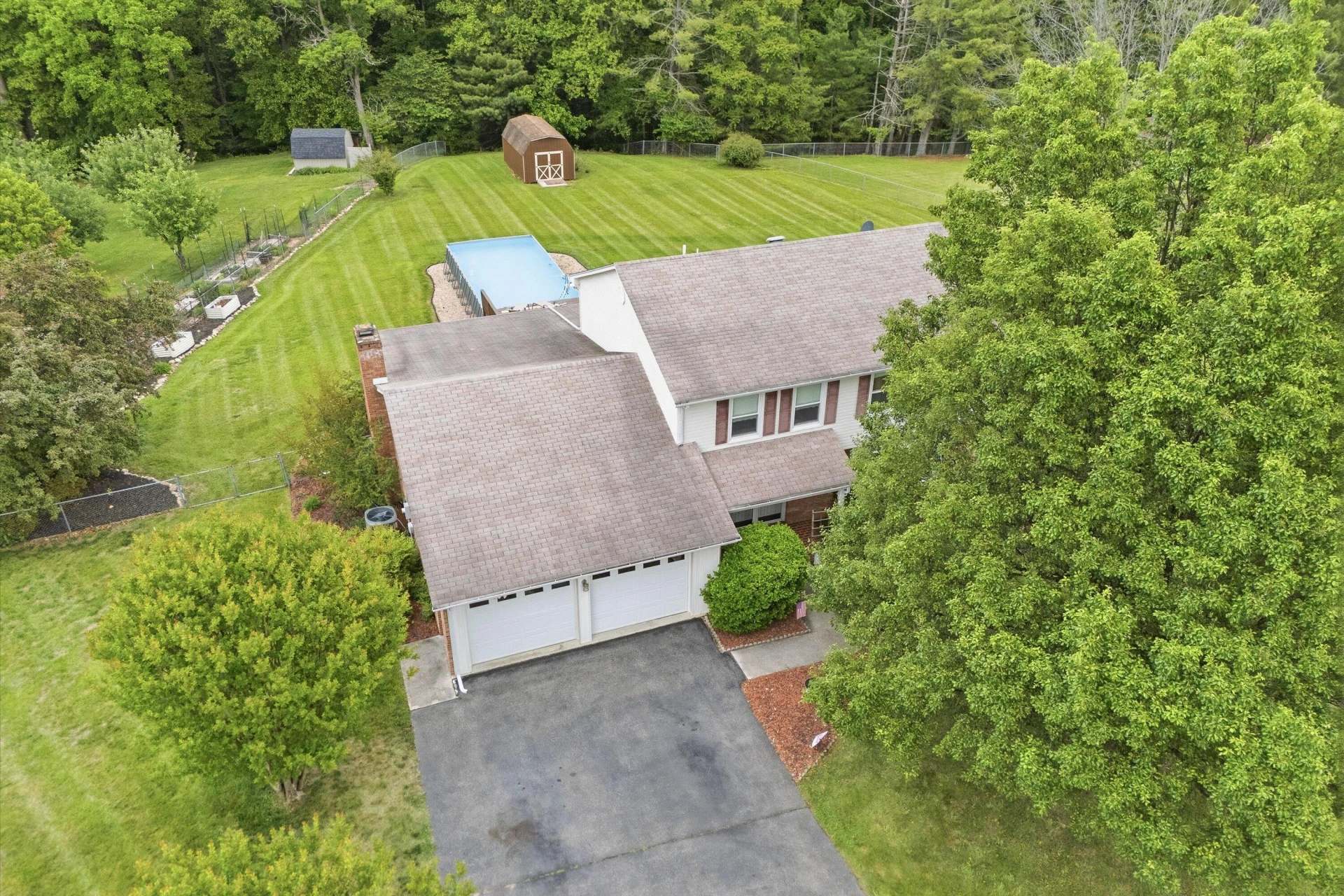 1182 Knollwood DR - Photo 40