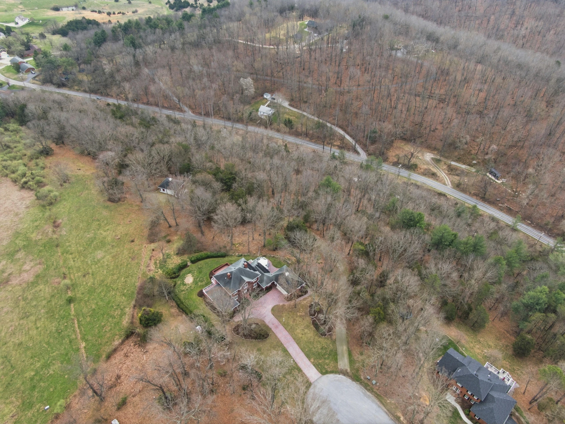 501 Mill Pointe RD - Photo 101