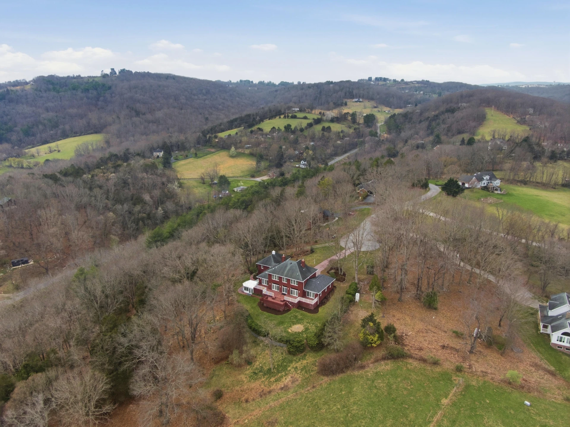 501 Mill Pointe RD - Photo 107