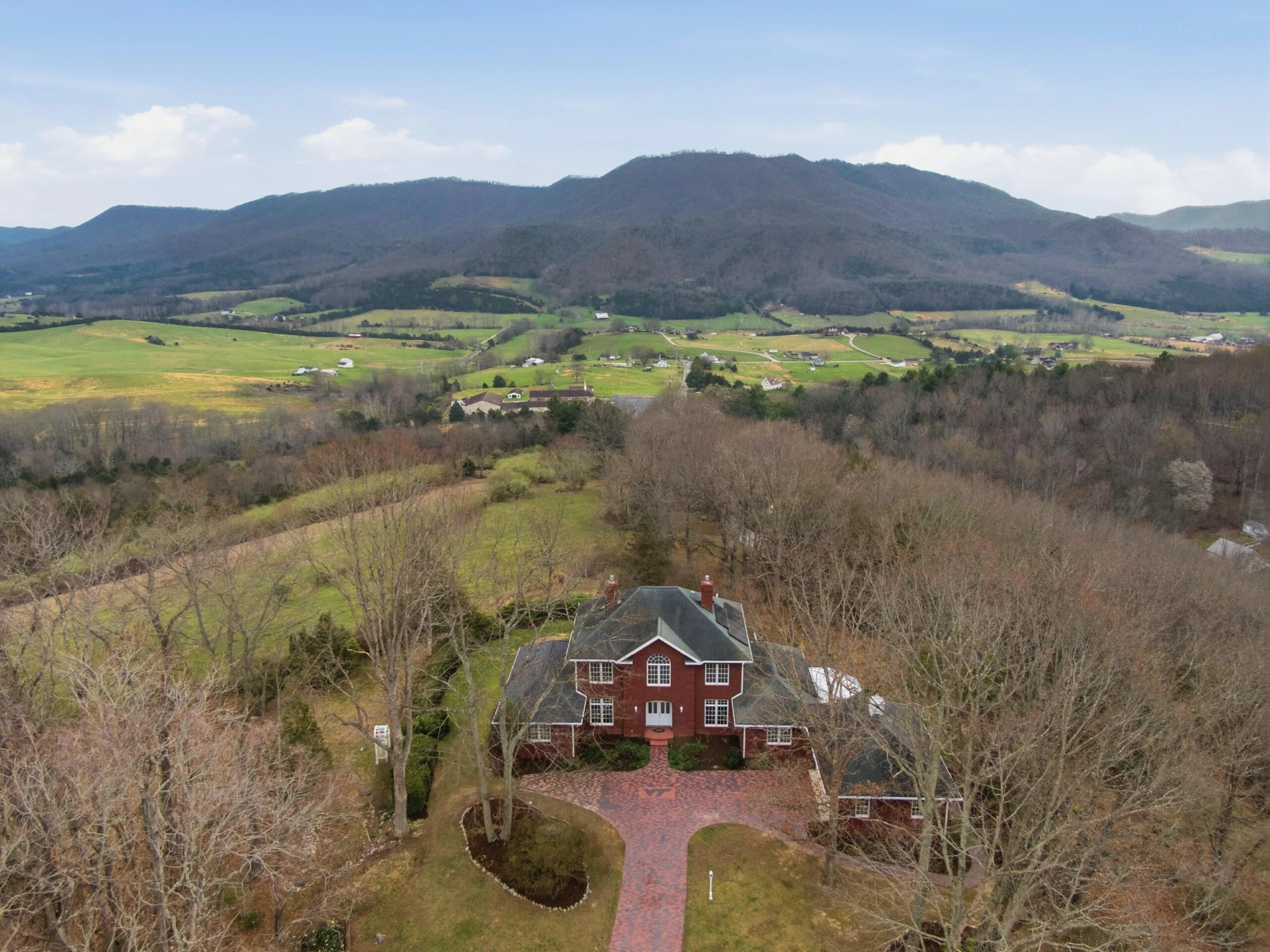 501 Mill Pointe RD - Photo 110