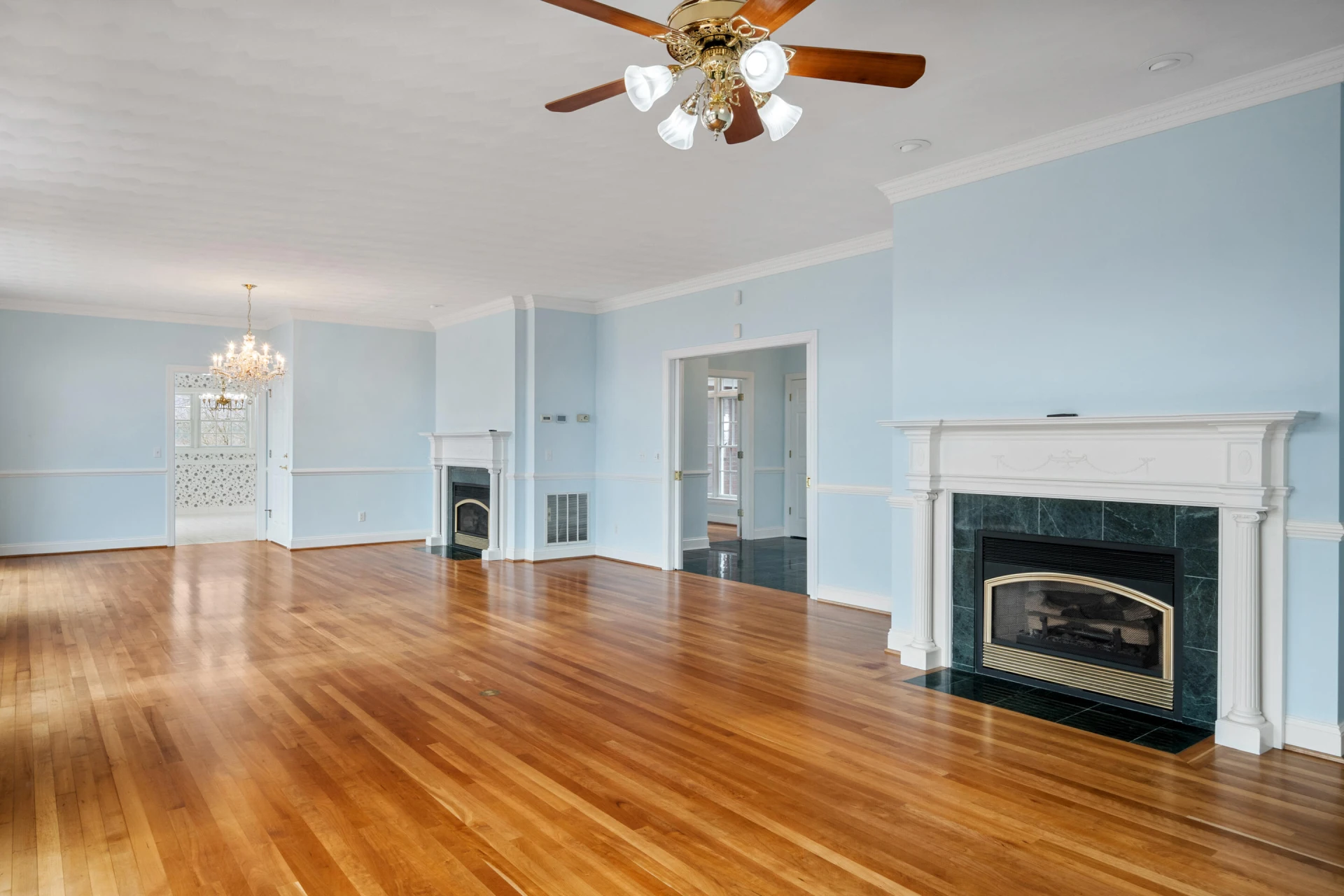 501 Mill Pointe RD - Photo 13