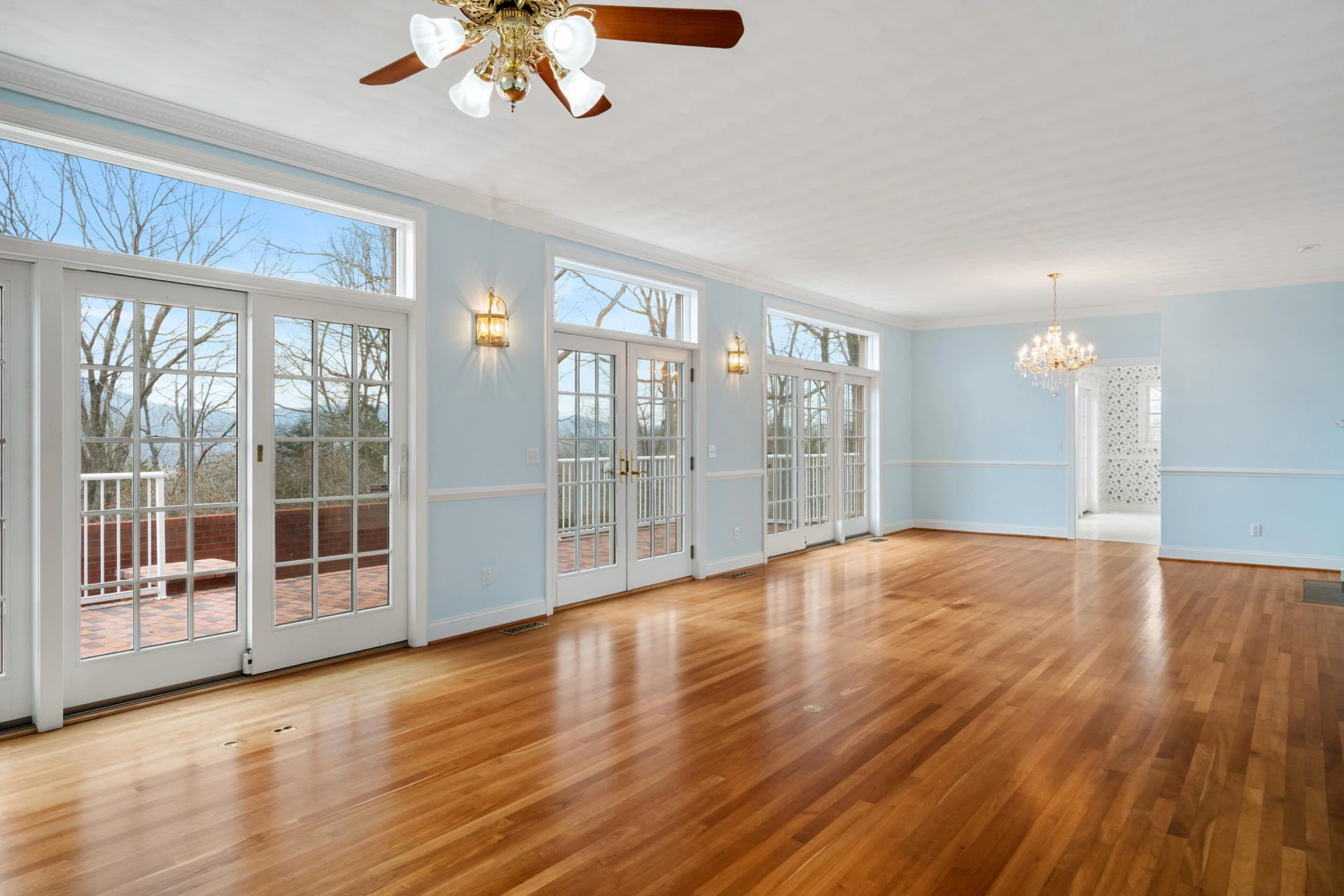 501 Mill Pointe RD - Photo 14
