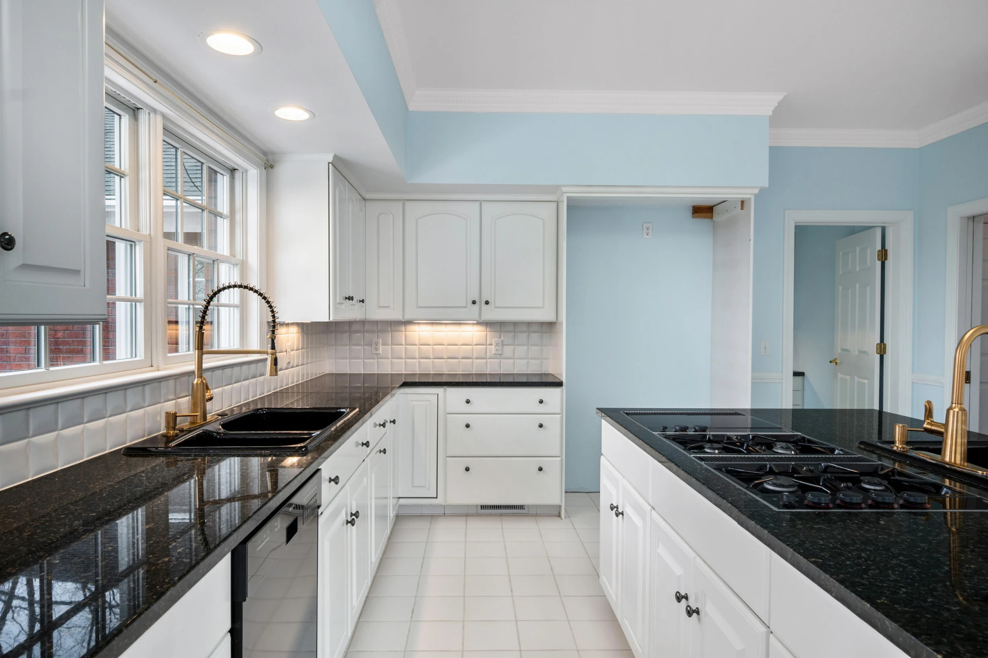 501 Mill Pointe RD - Photo 18