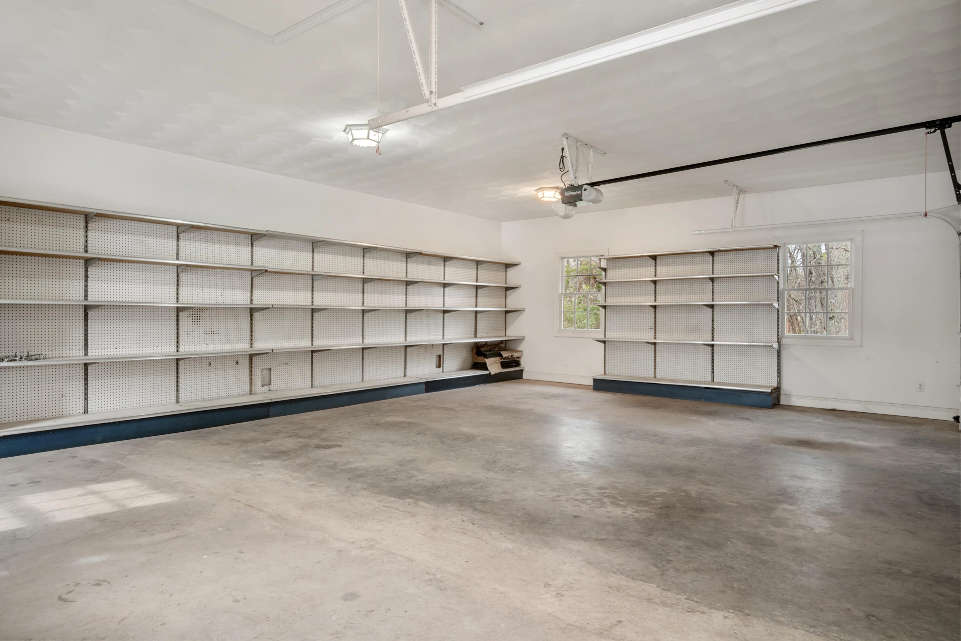 501 Mill Pointe RD - Photo 29