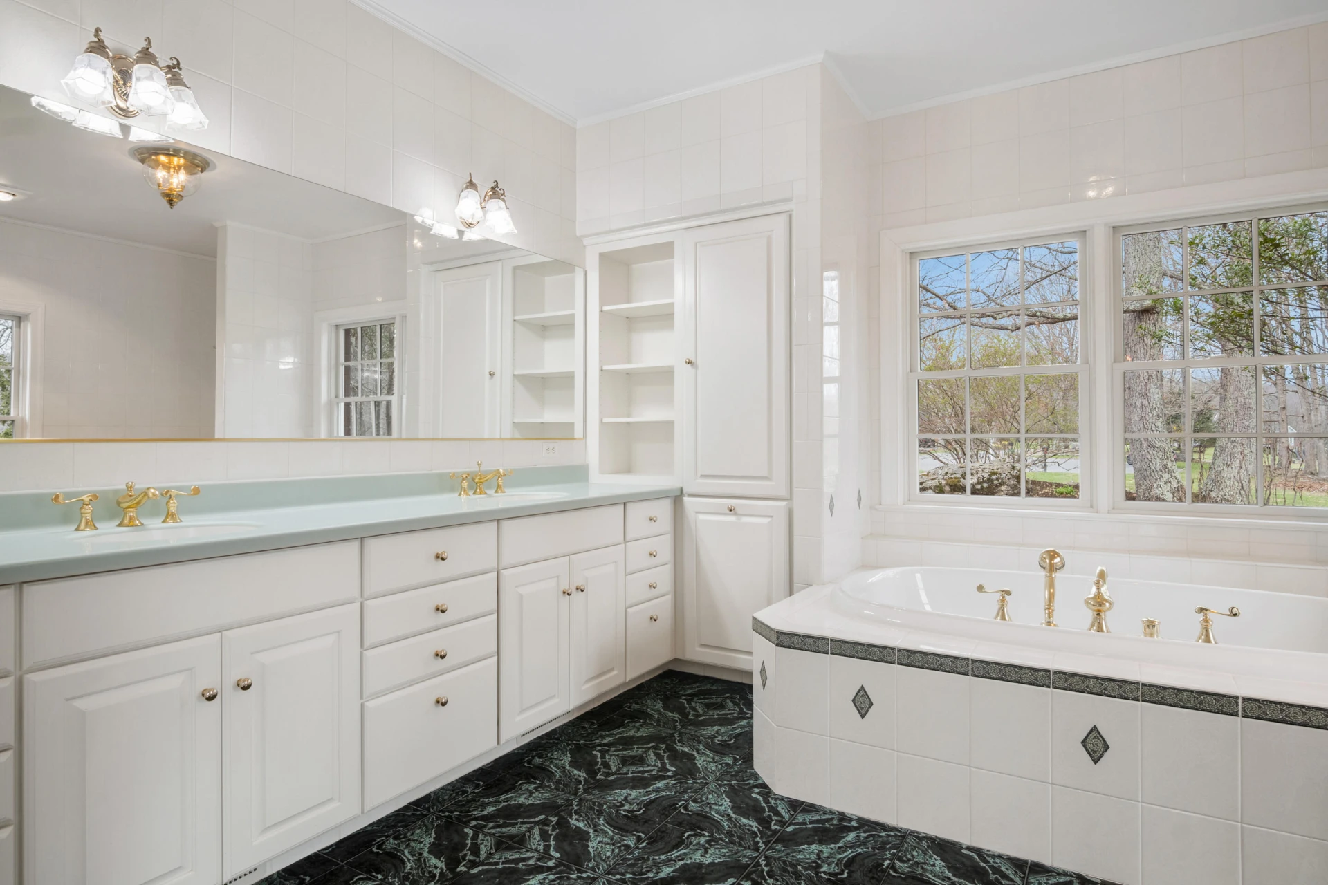 501 Mill Pointe RD - Photo 34